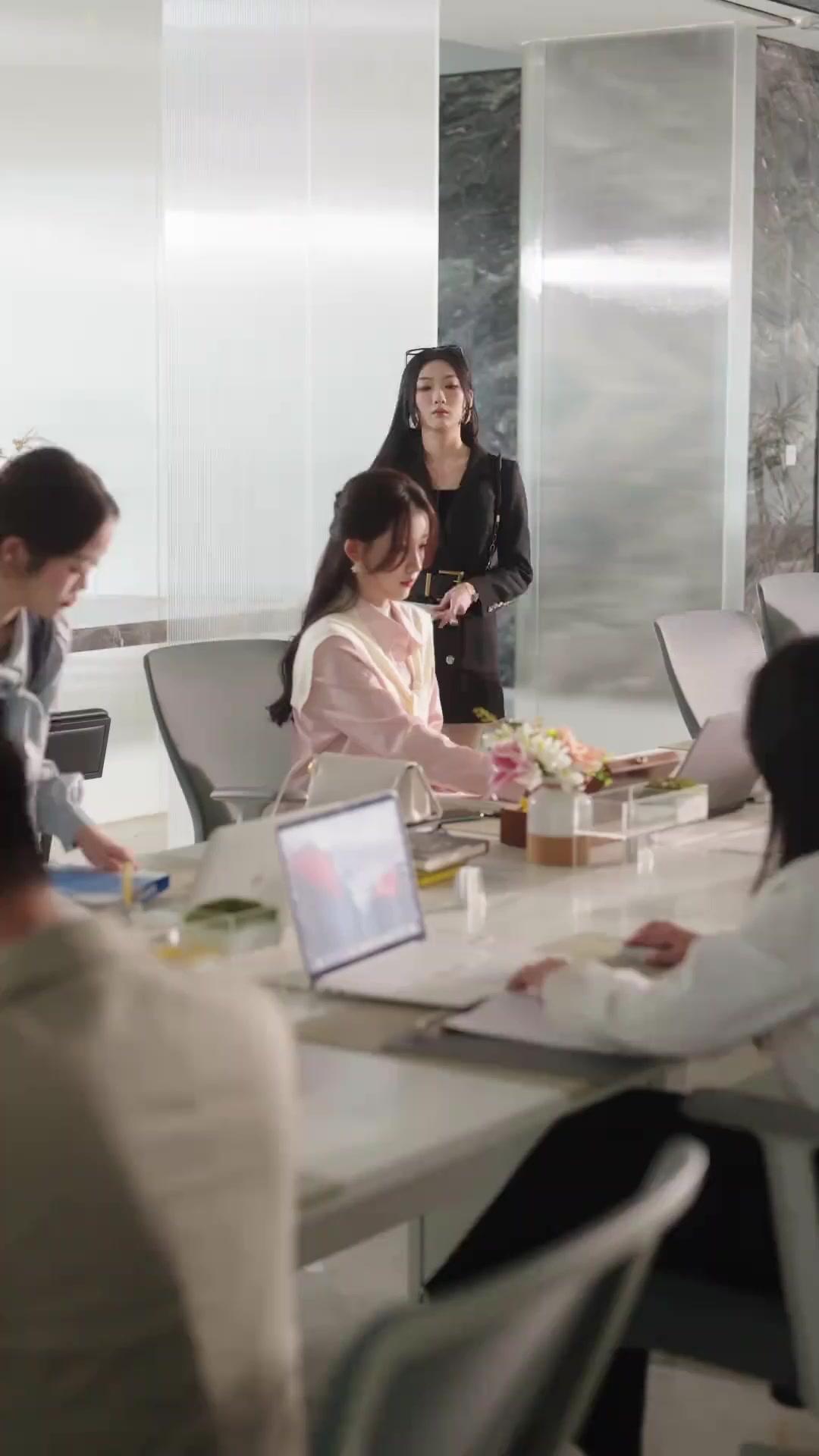 MON MARI ÉCLAIR ME CHÉRIT ET ME SÉDUIT