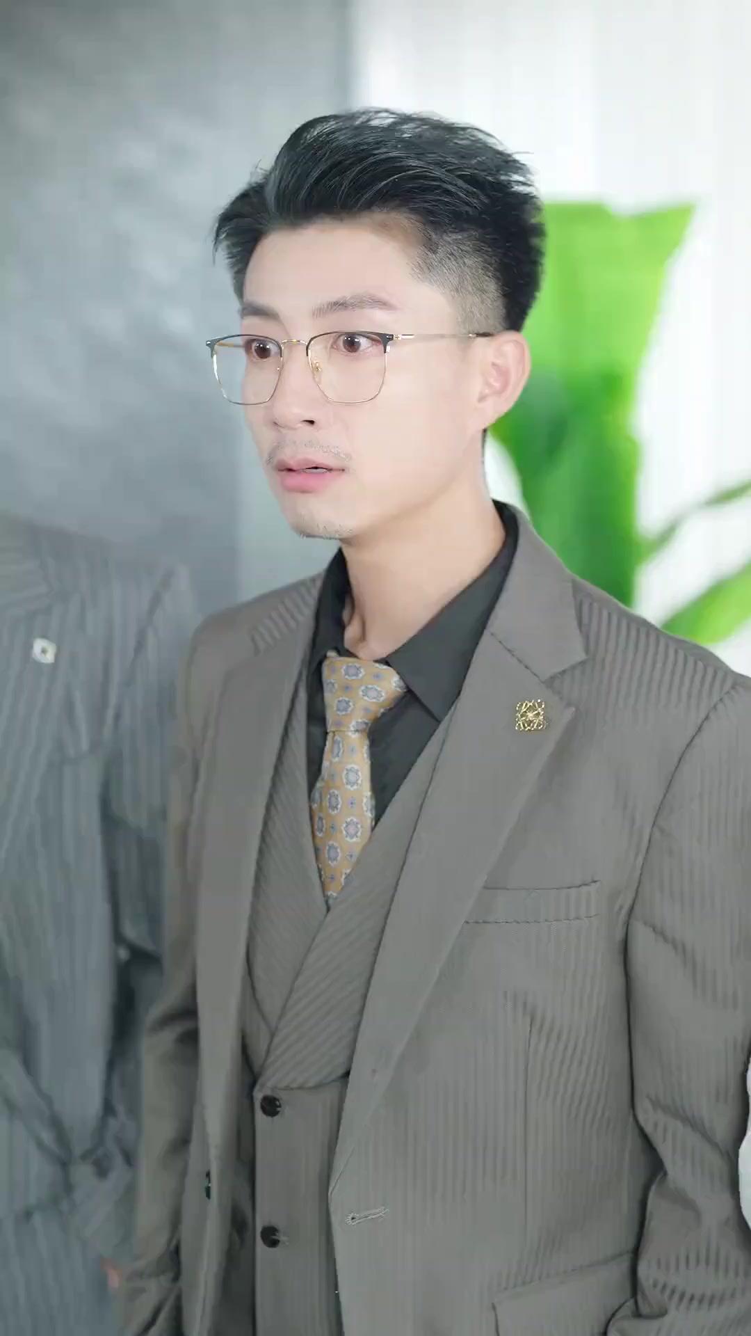 (Dubbed)The 8-Year-Old Tycoon