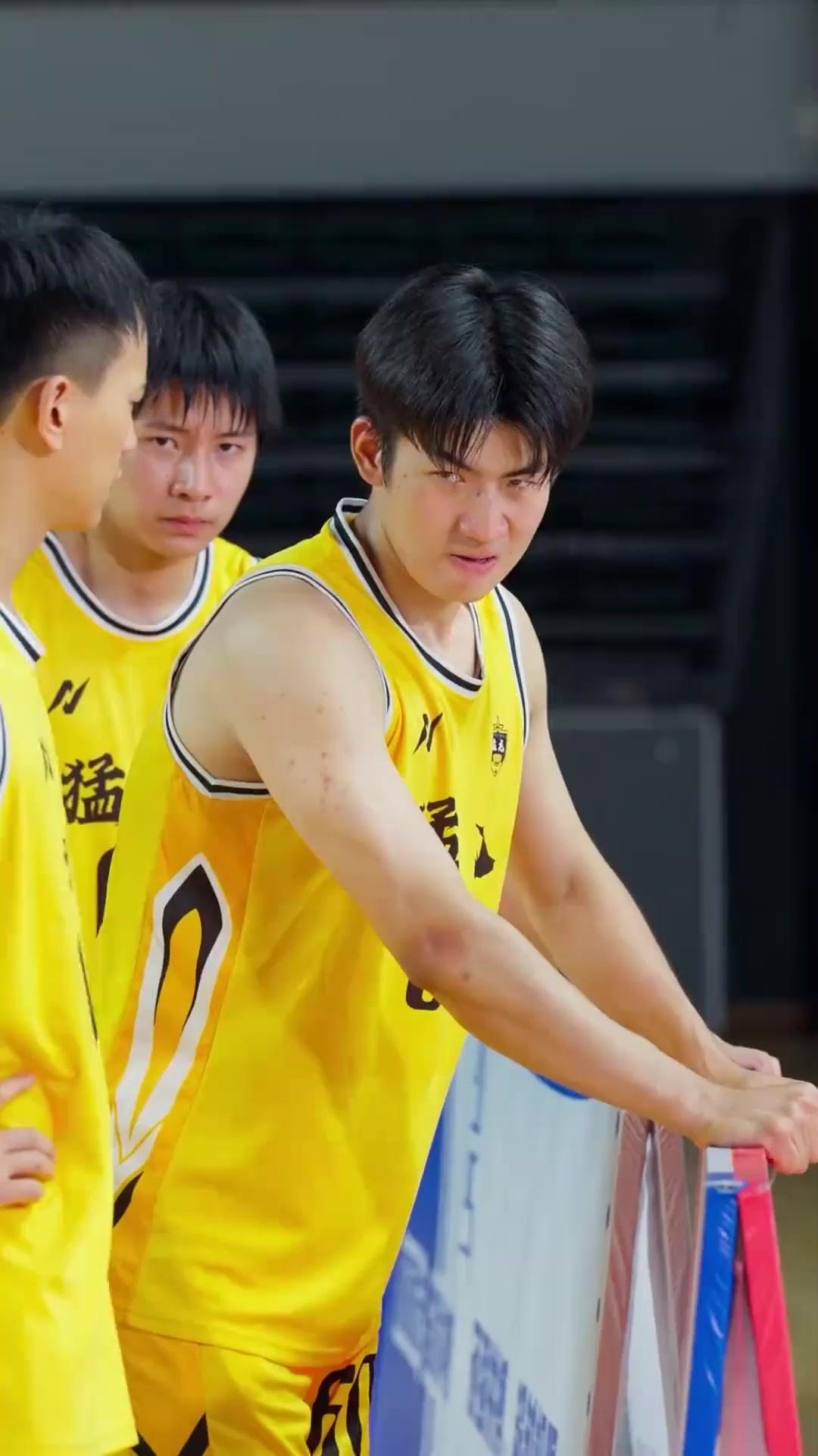 (Sulih suara) Kembalinya Atlet Basket