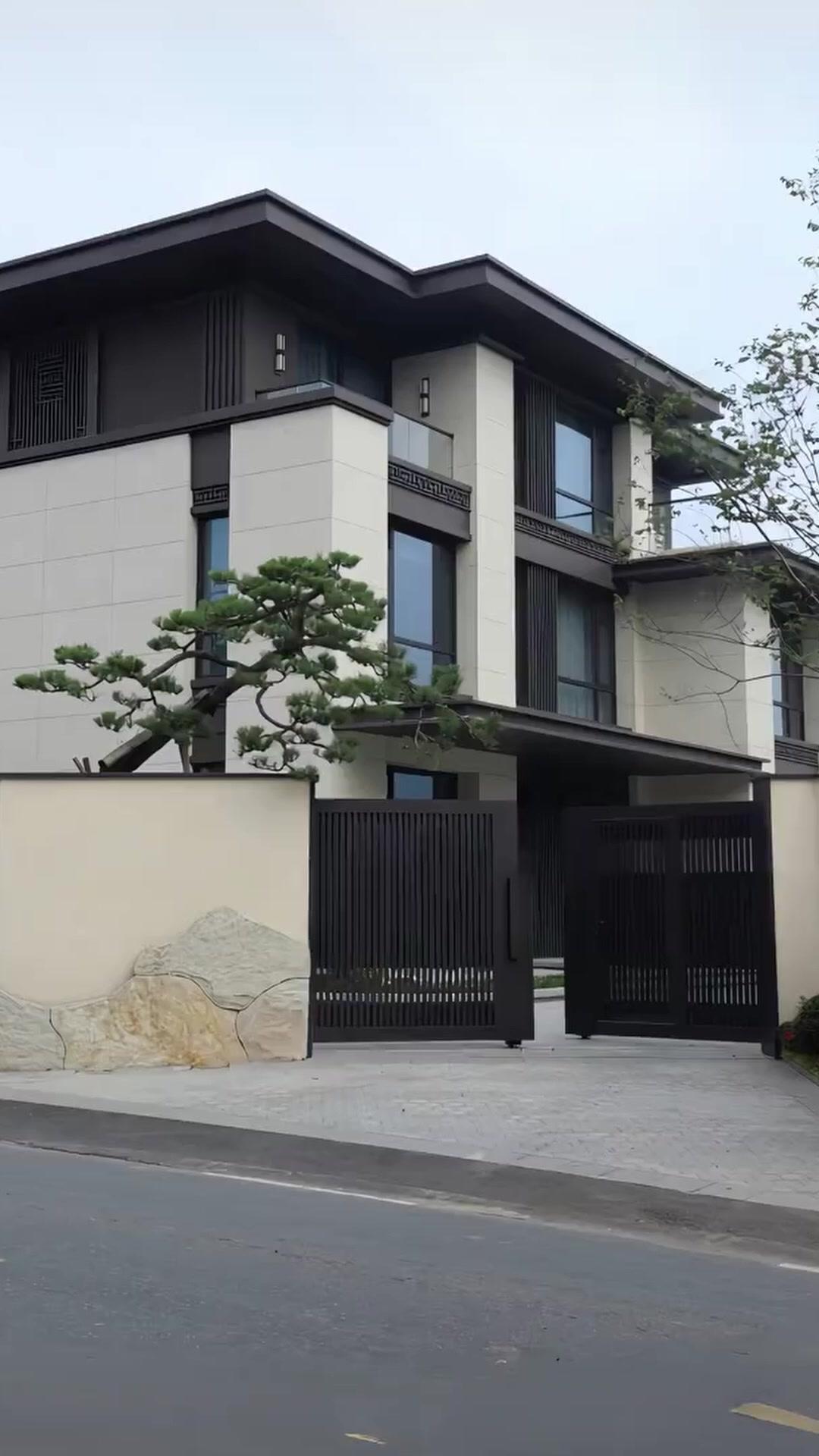 Semua Kakakku Luar Biasa