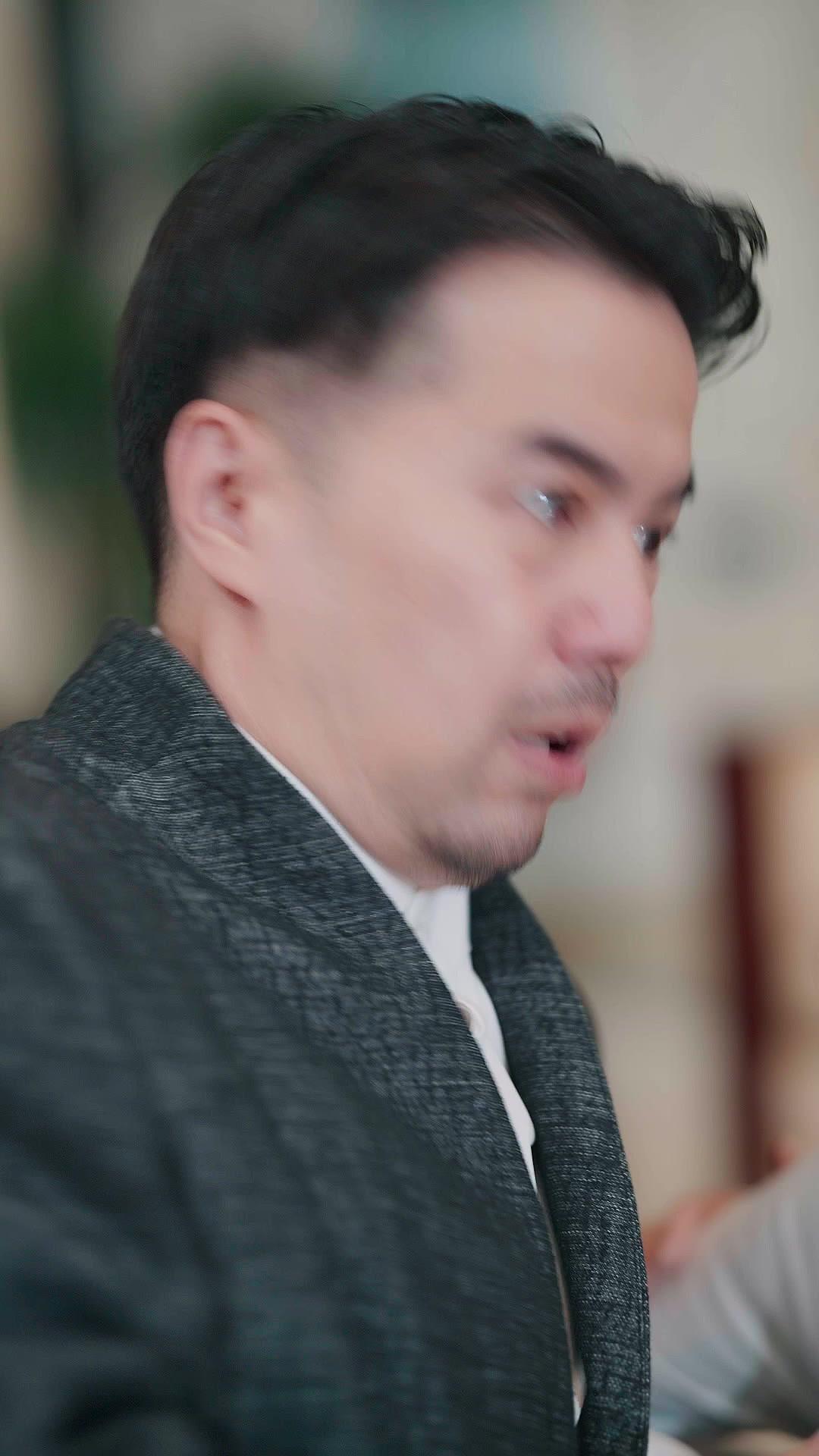 Tiga Hati, Dua Ikatan