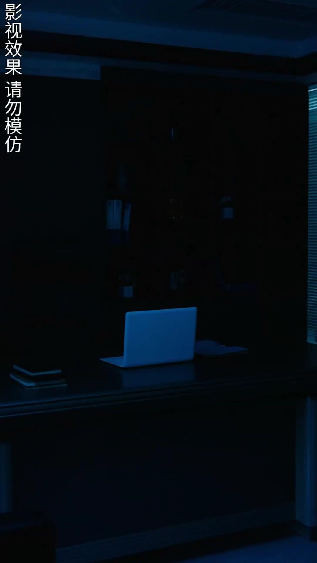 Pernikahan Palsu dengan Direktur Tercinta