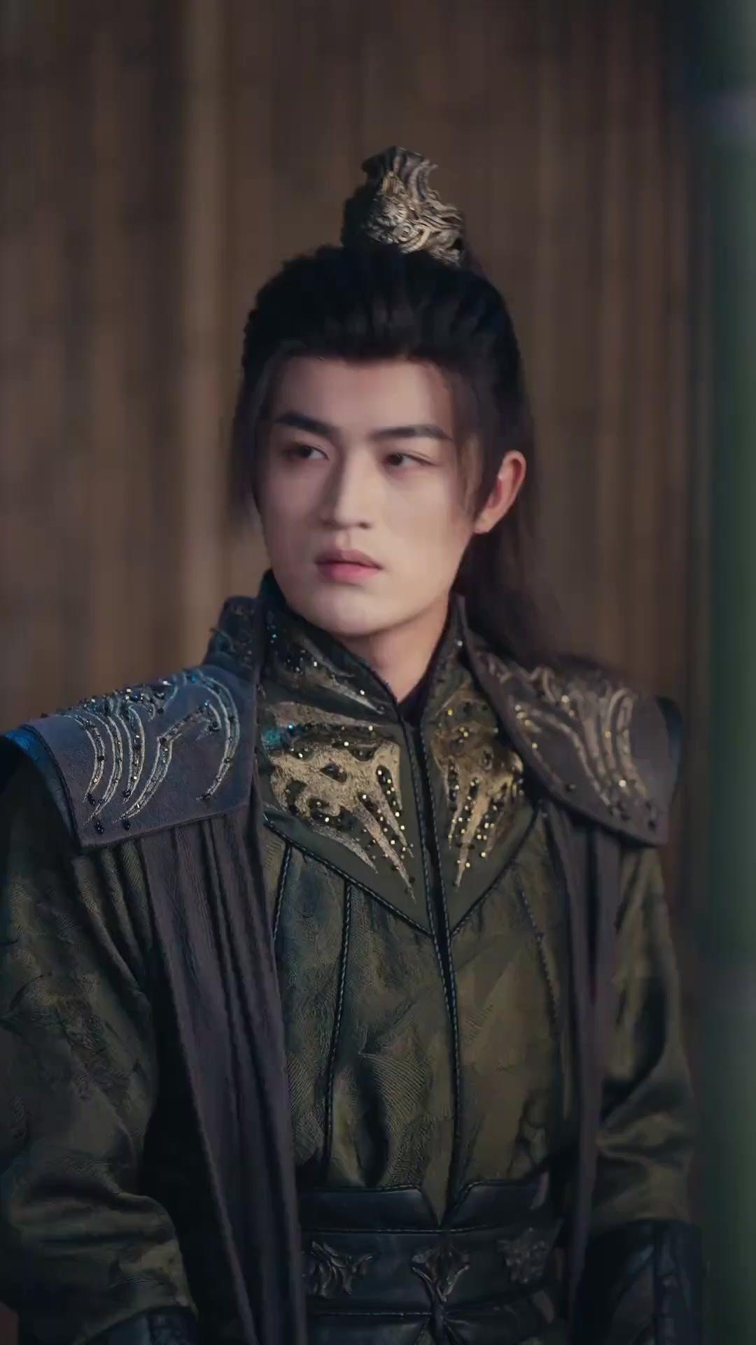 من التحالف إلى الهيمنة العالمية