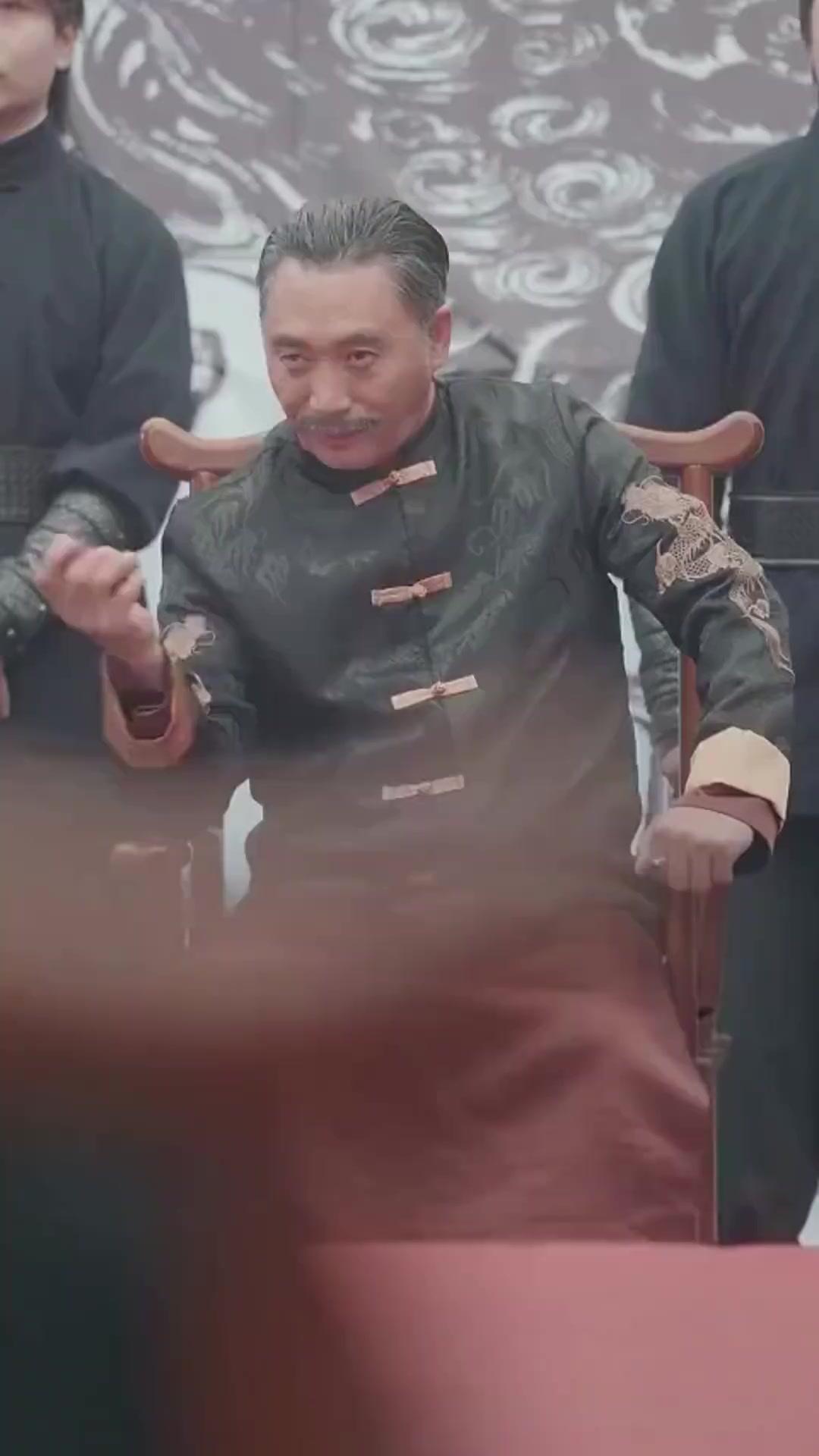 (Dubbed)No Trash, I'm OP!