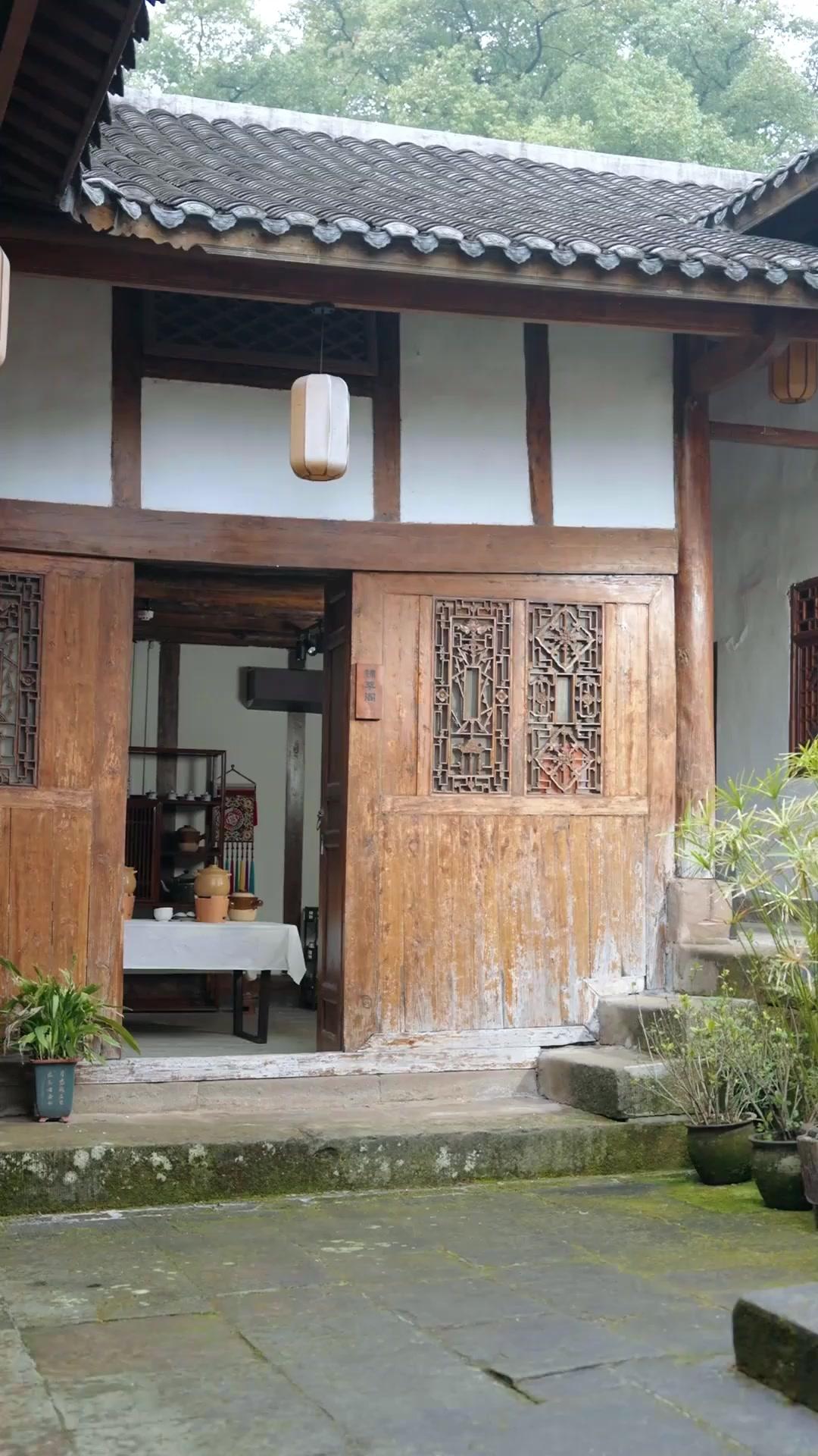 家族の仮面、私が引き裂く