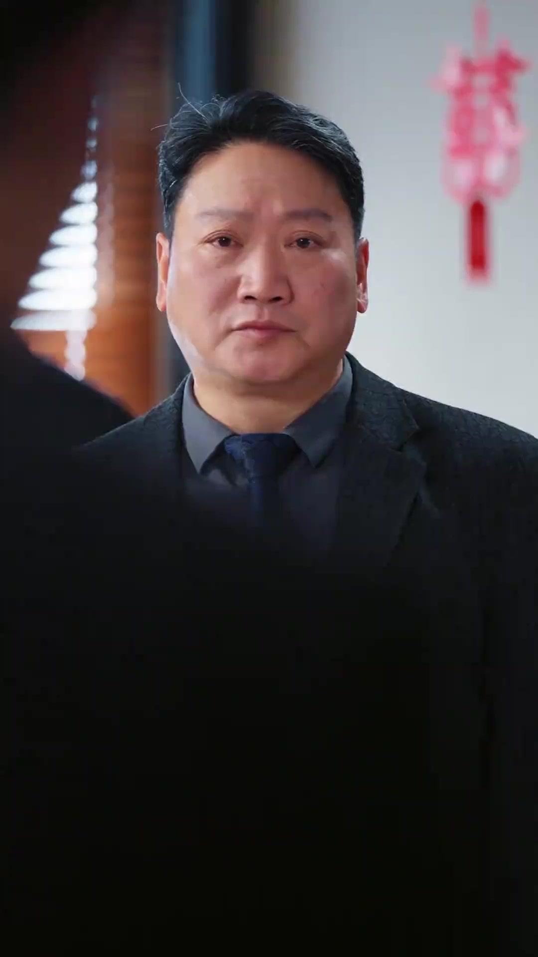 면사포를 찢어버린 그녀