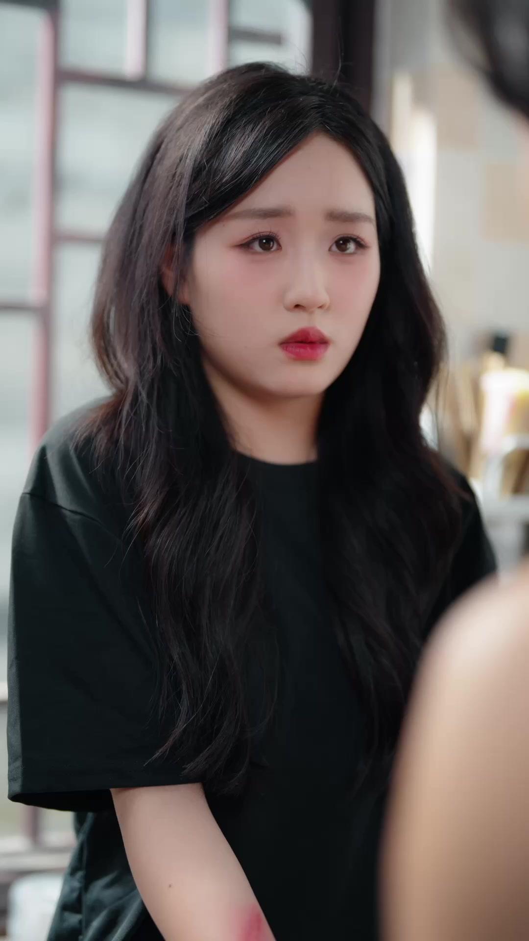 Dalam Pelukannya, Aku Bebas