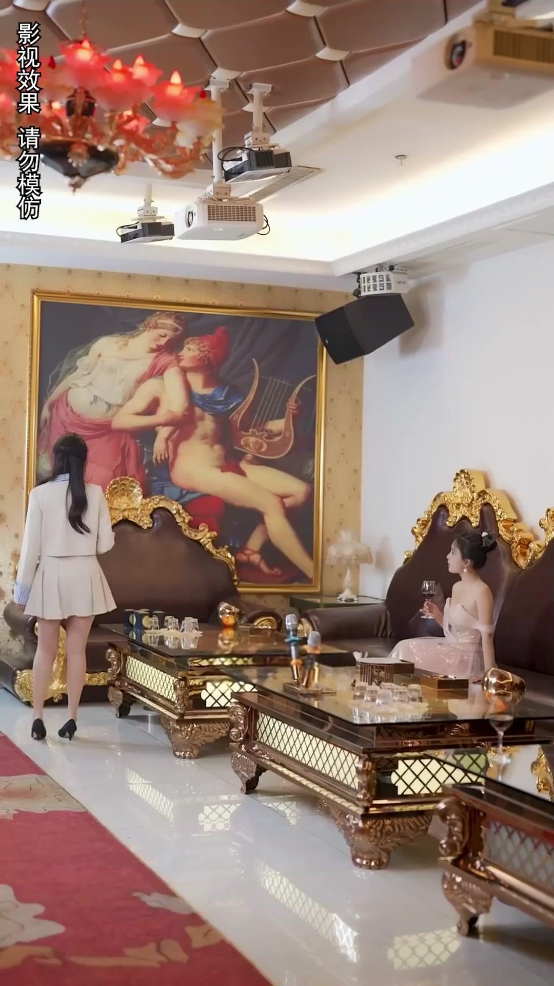 Okulda Fırtınalar Estiren Ben