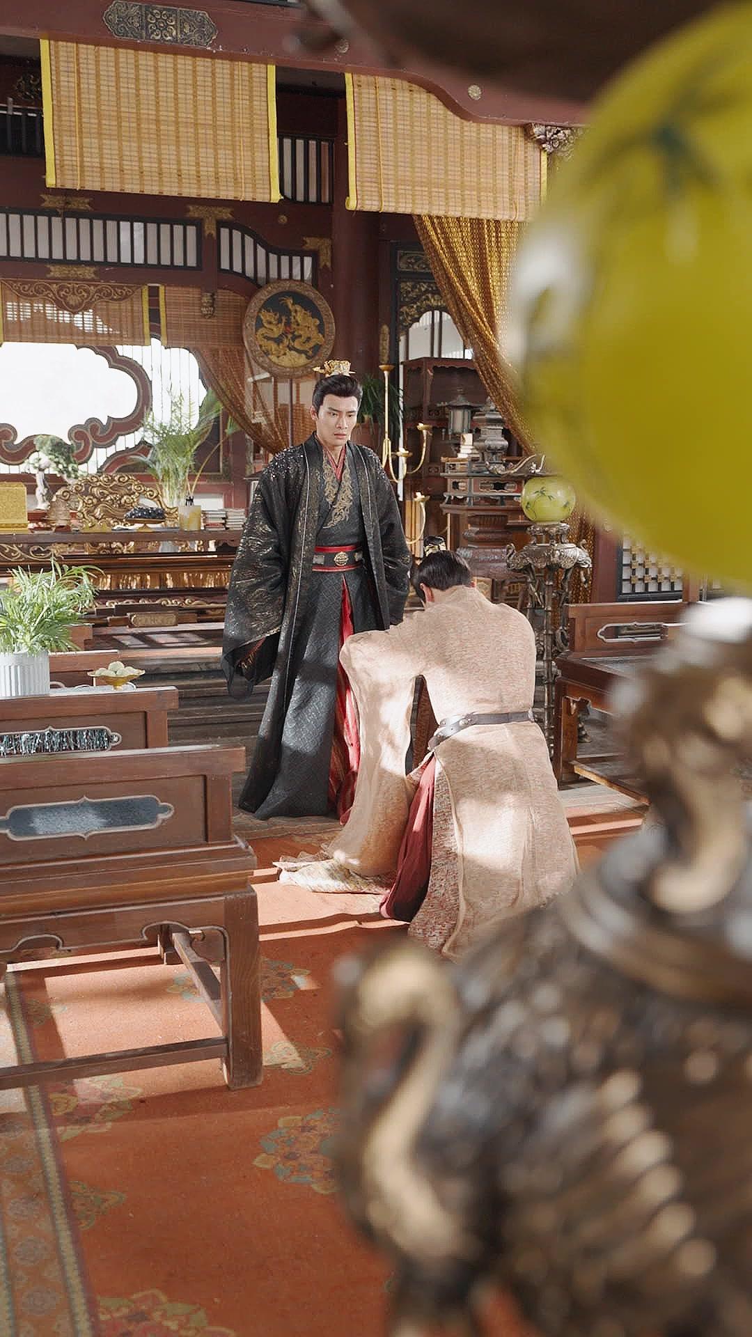 Your Majesty… I’m Just a Courtesan!