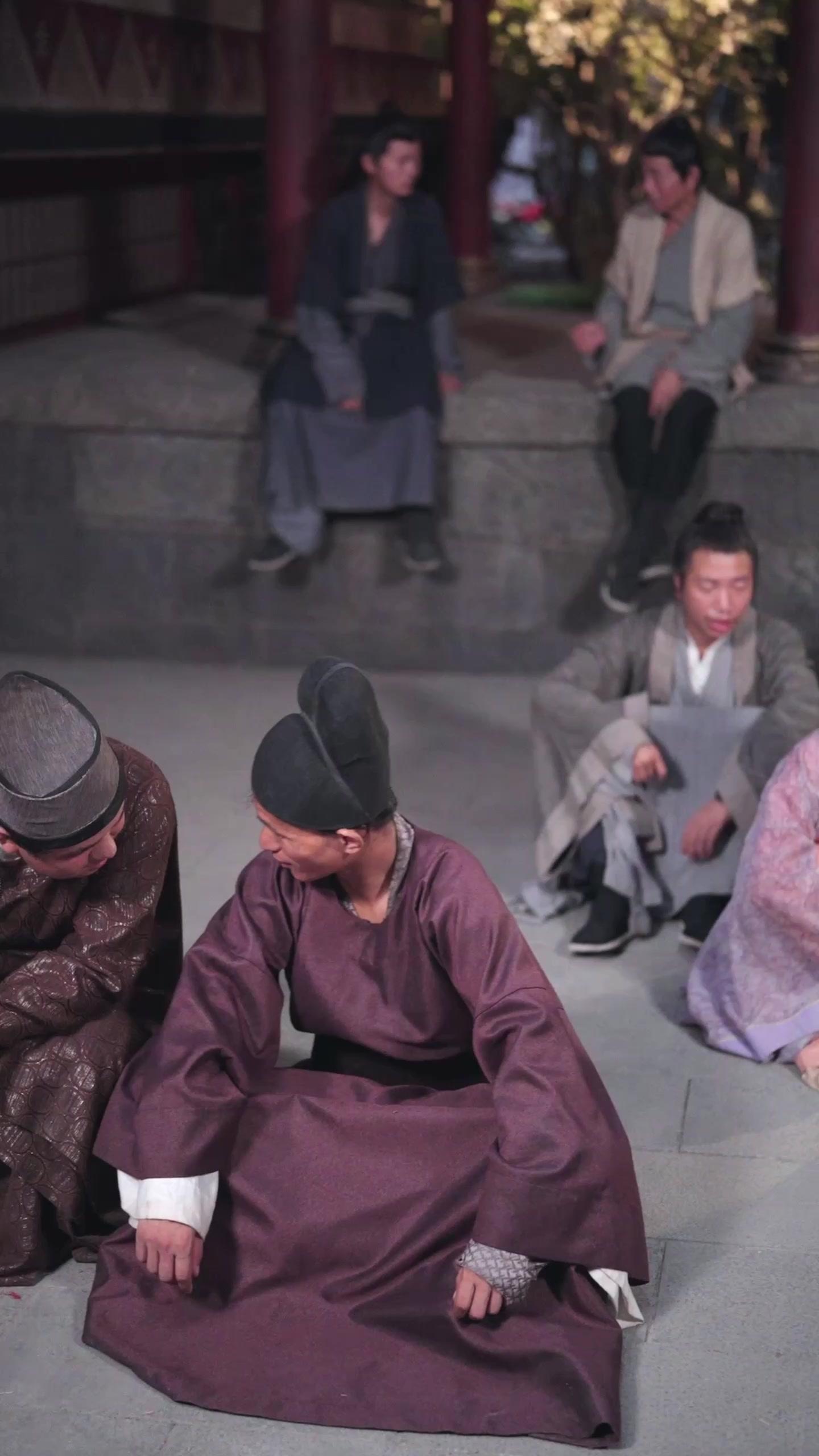 屯兵百萬：女帝上門追愛