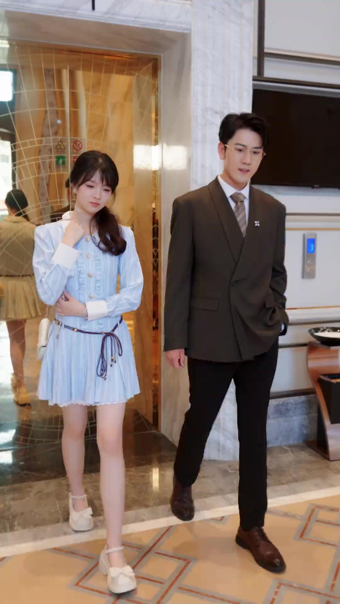 새장 속의 그녀