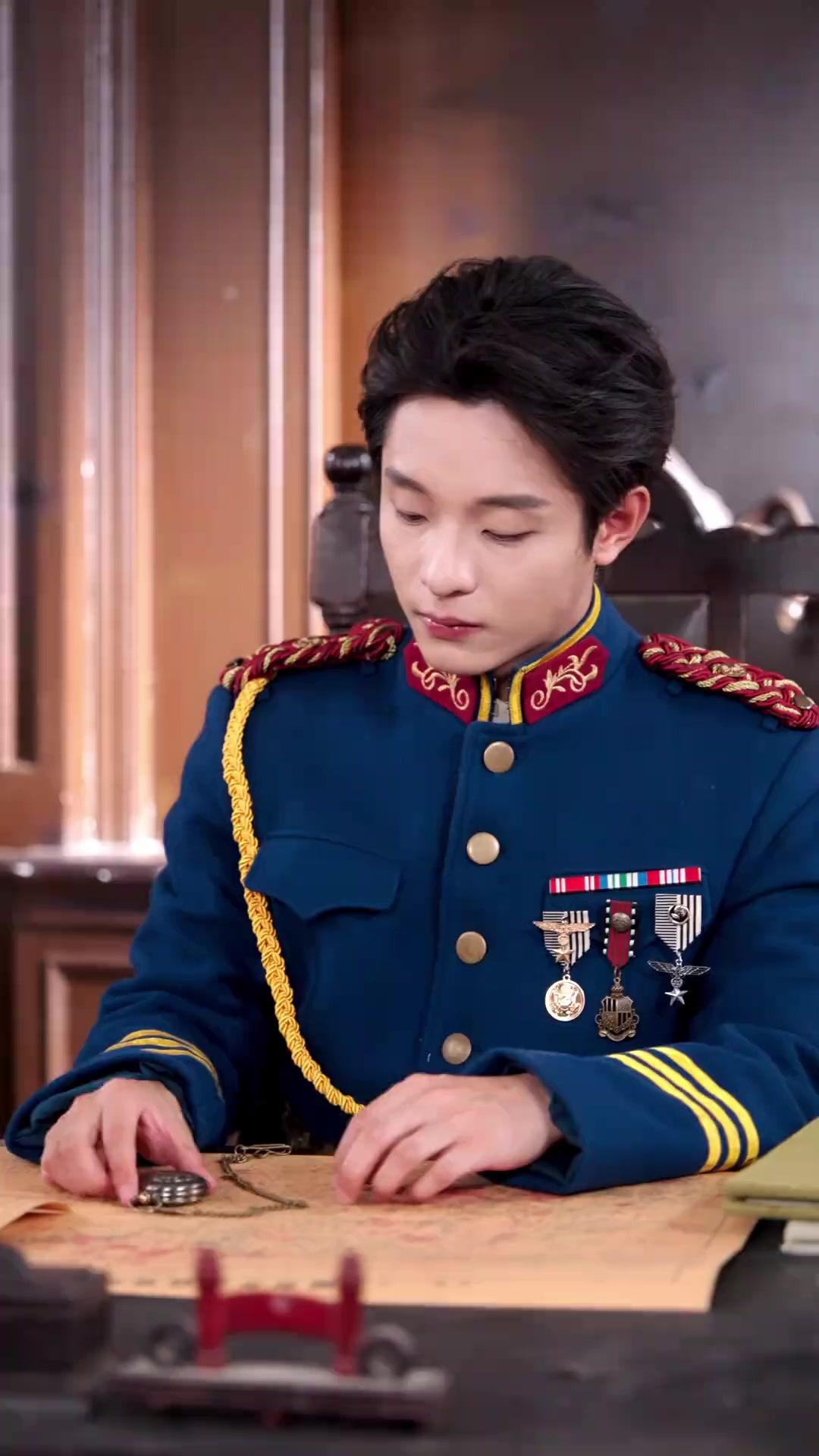 LA FILLETTE QUI DÉFIAIT LE DESTIN