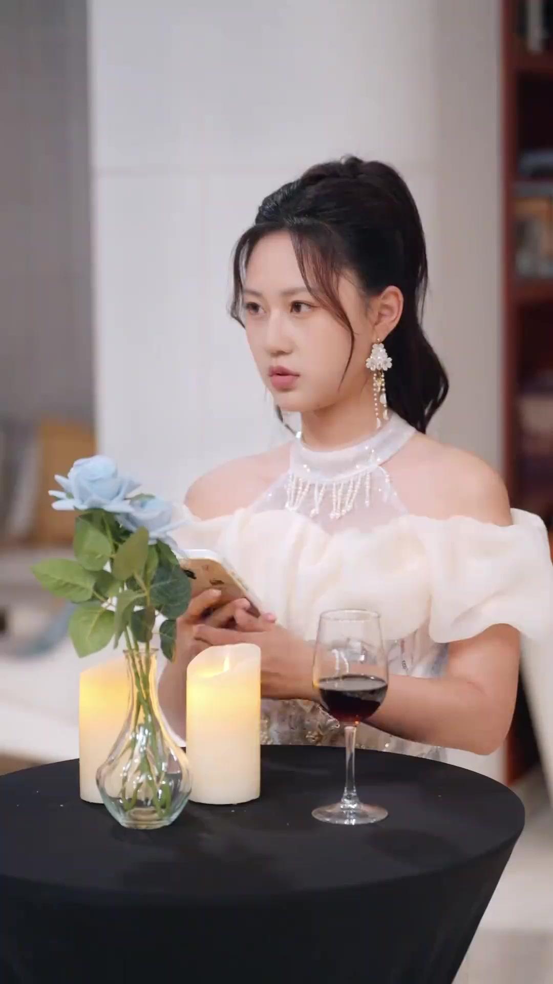 Vạch Mặt Kẻ Mạo Danh