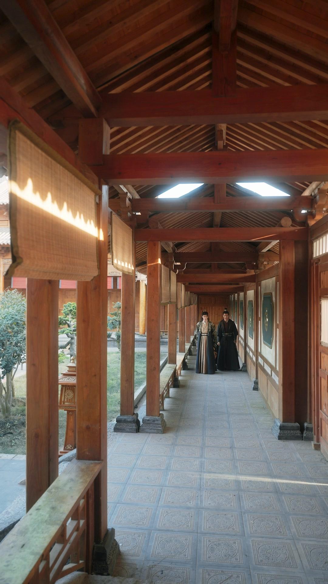 Hey, Sickly Prince, You're Mine to Fix