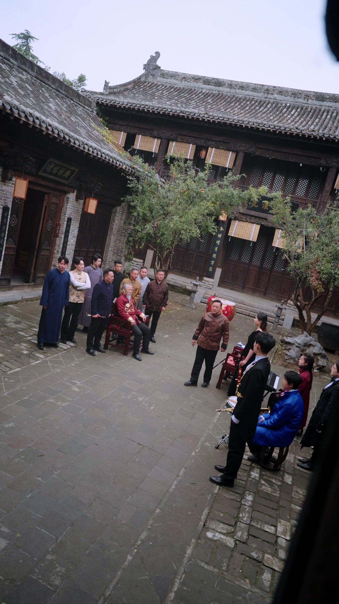 สุ้มเสียงในรอยแผล