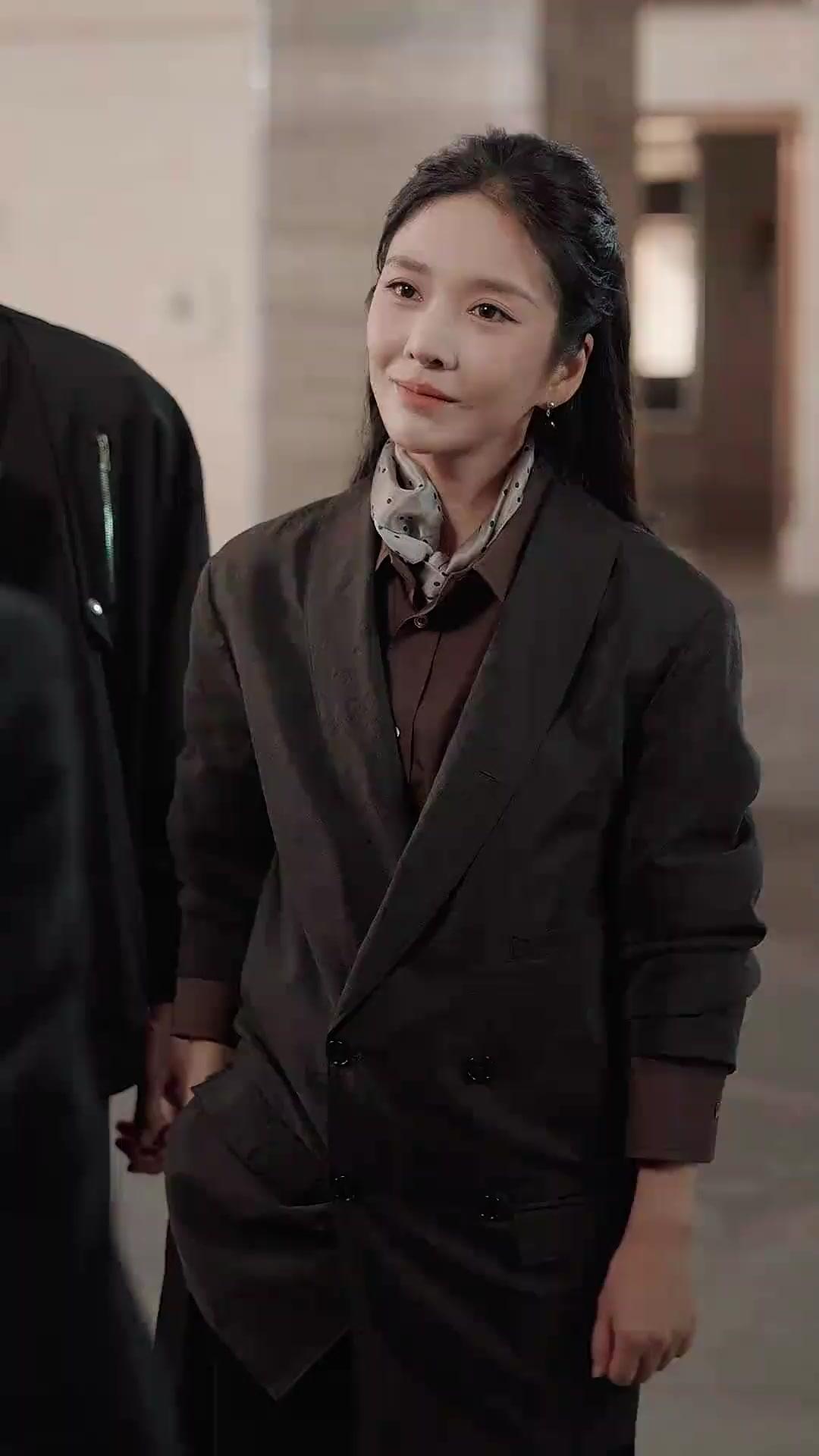 (Doblado) Intolerable