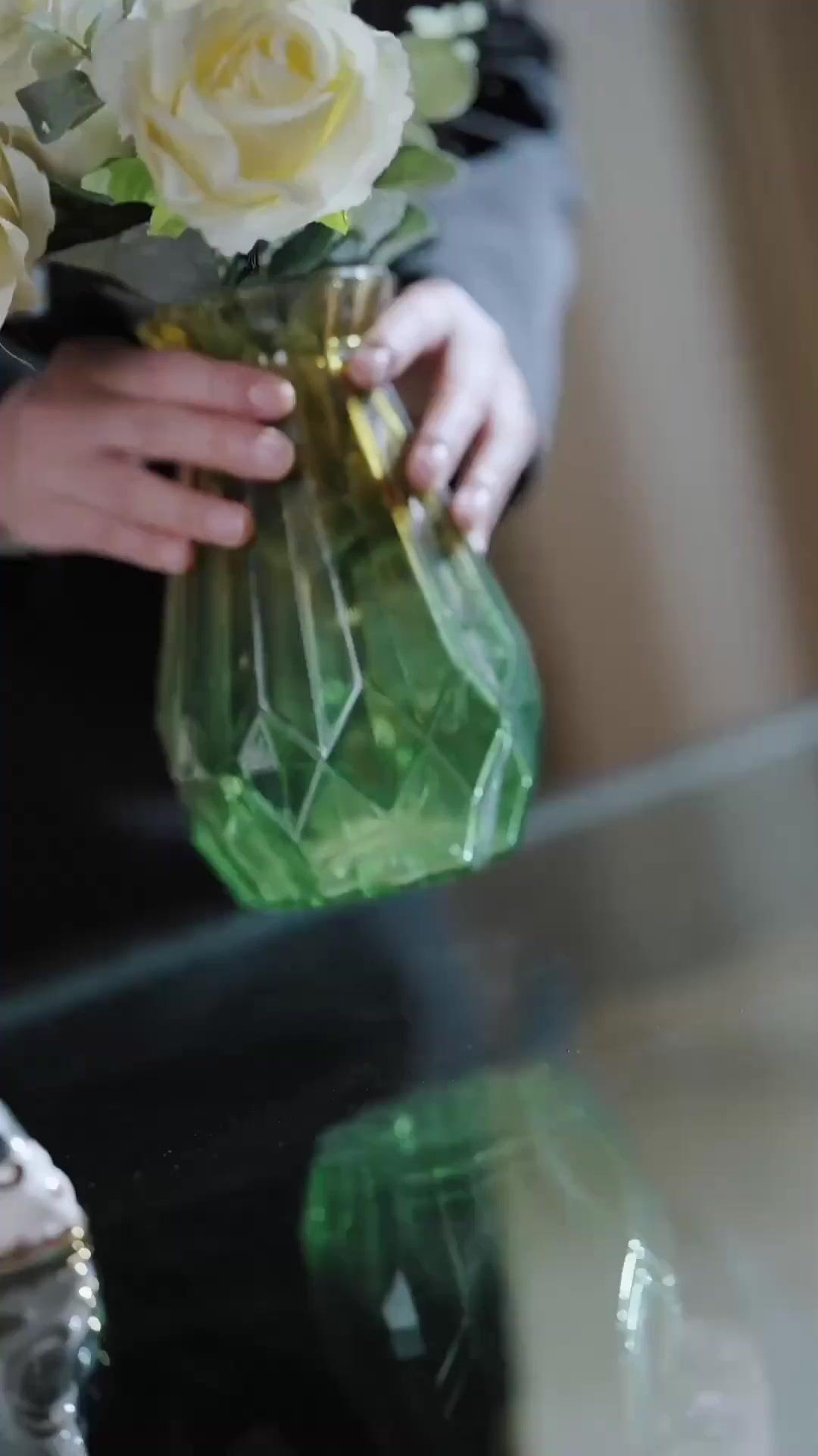 Jejak Cinta di Tengah Malam