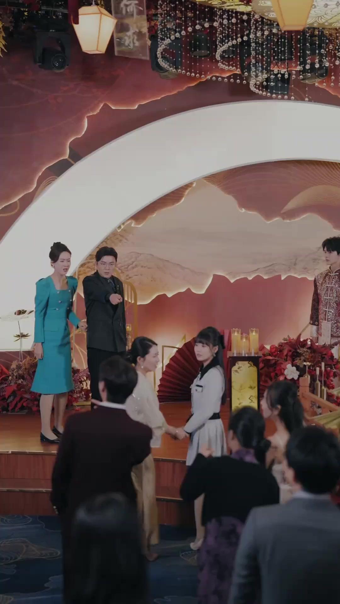 (Doblado) ¡Mi esposa es una Bandida!