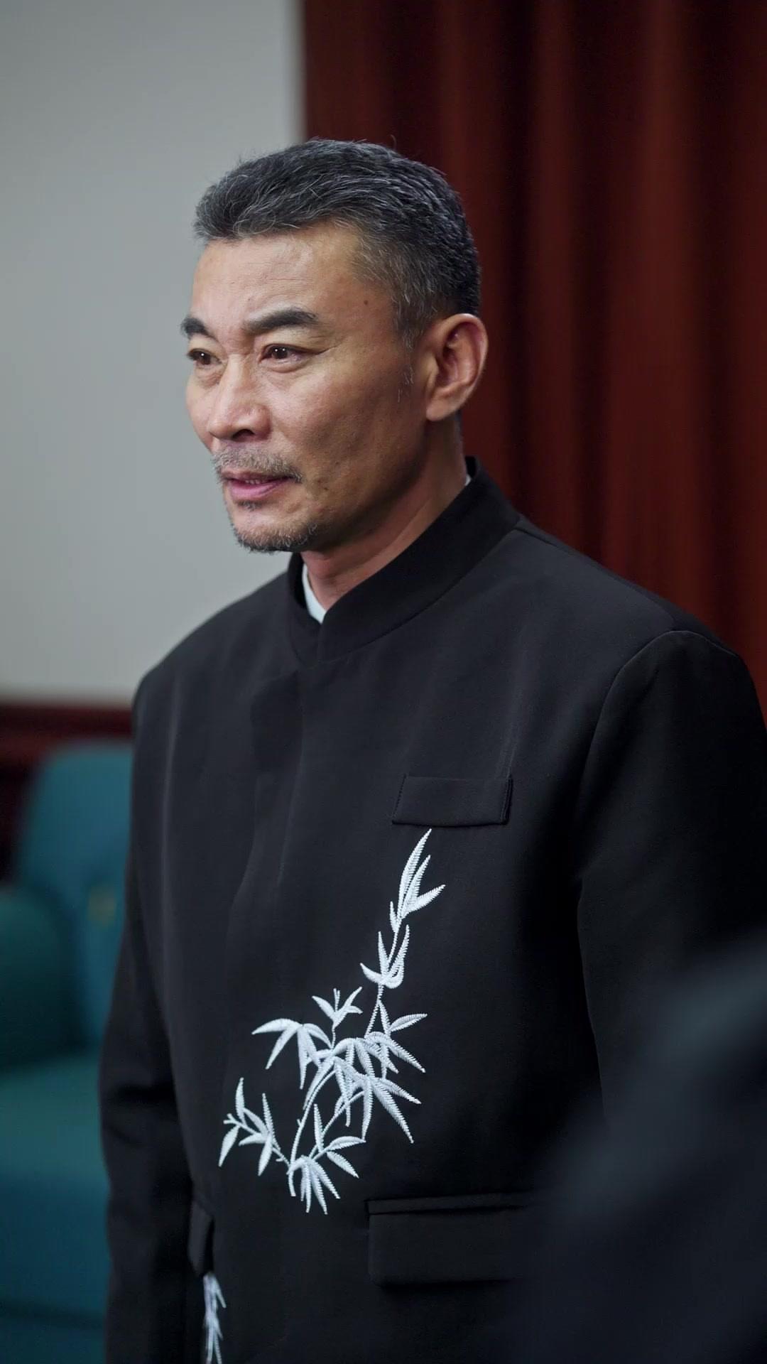 DIEU DU BILLARD : RETOUR DU MASQUE