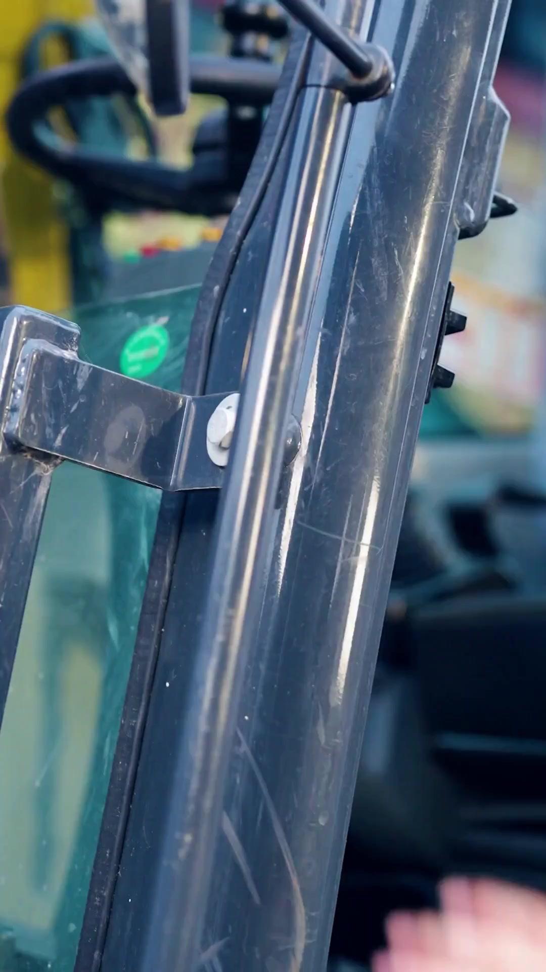 (Dubbed) My Three Women Just Buff Me!