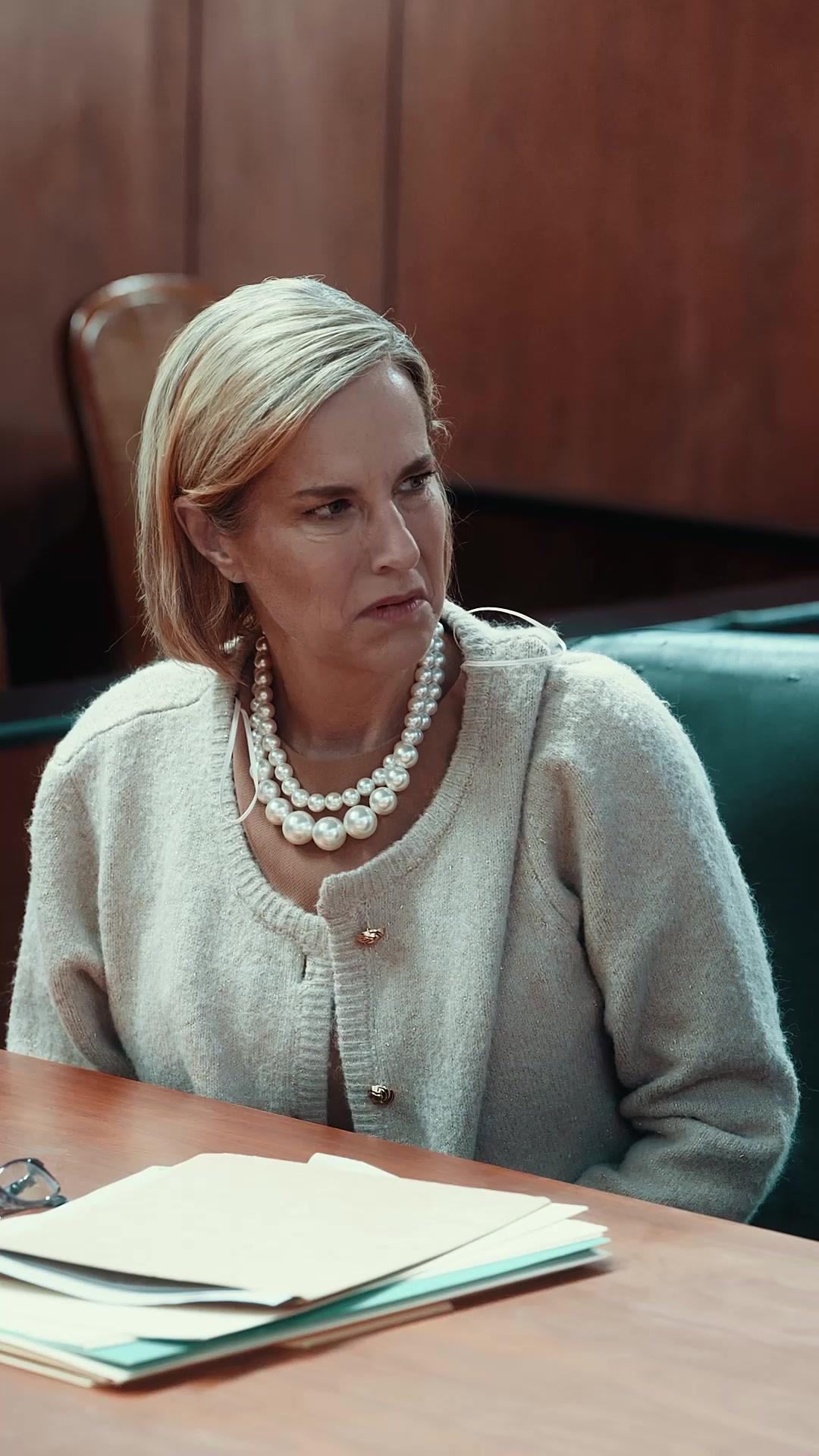 Girls Help Girls: Divorce or Die