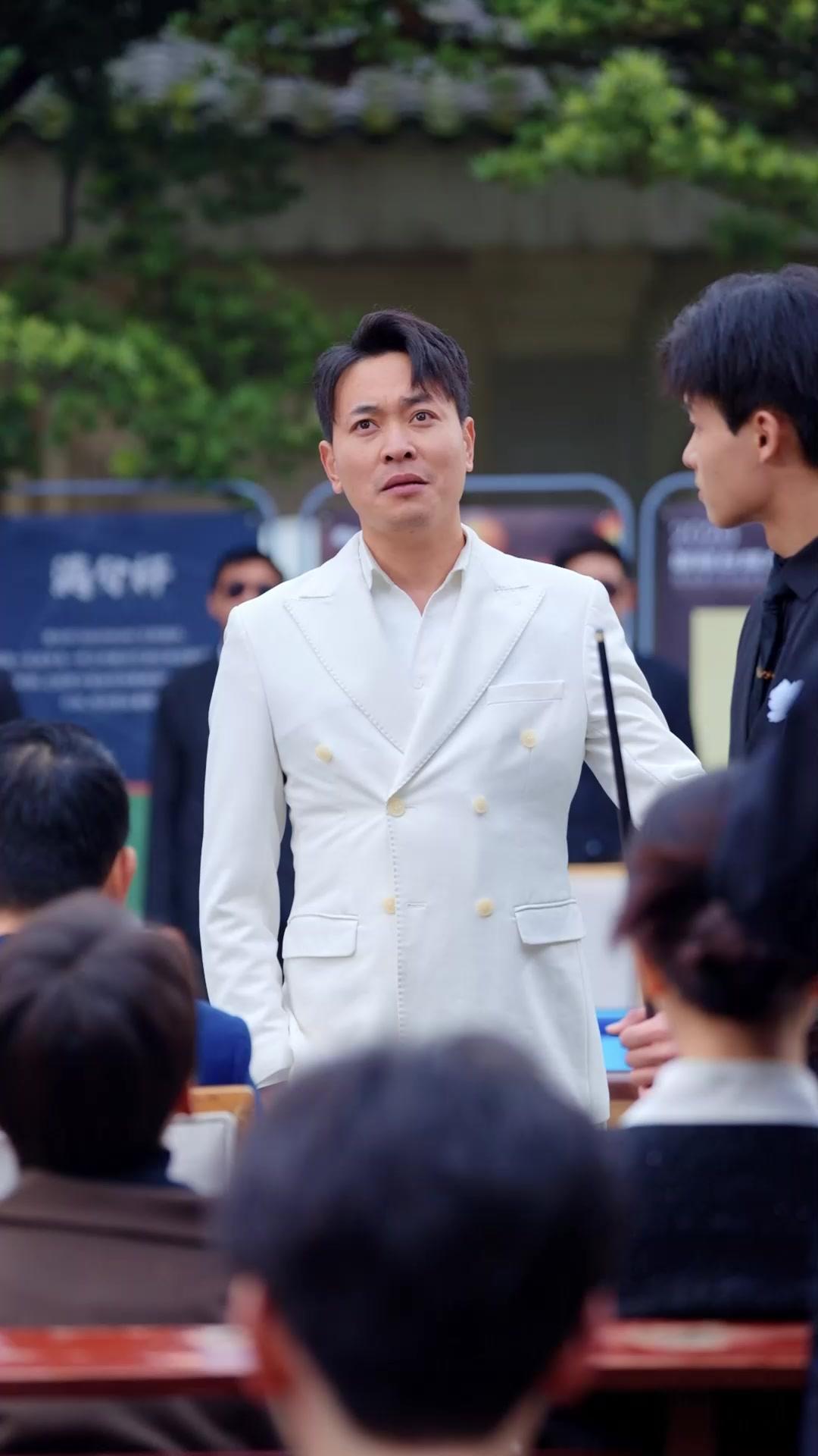 LE PETIT GÉNIE DU BILLARD