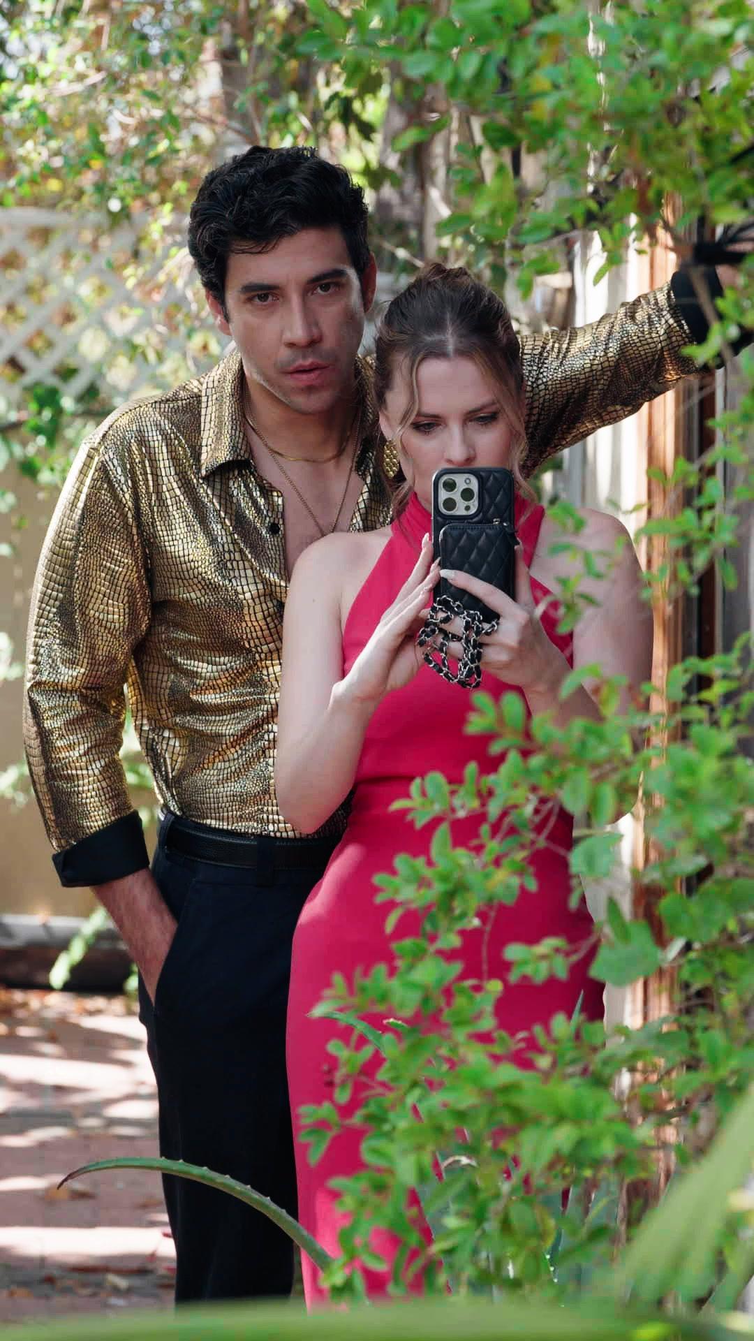 Con el mafioso que rechazaste