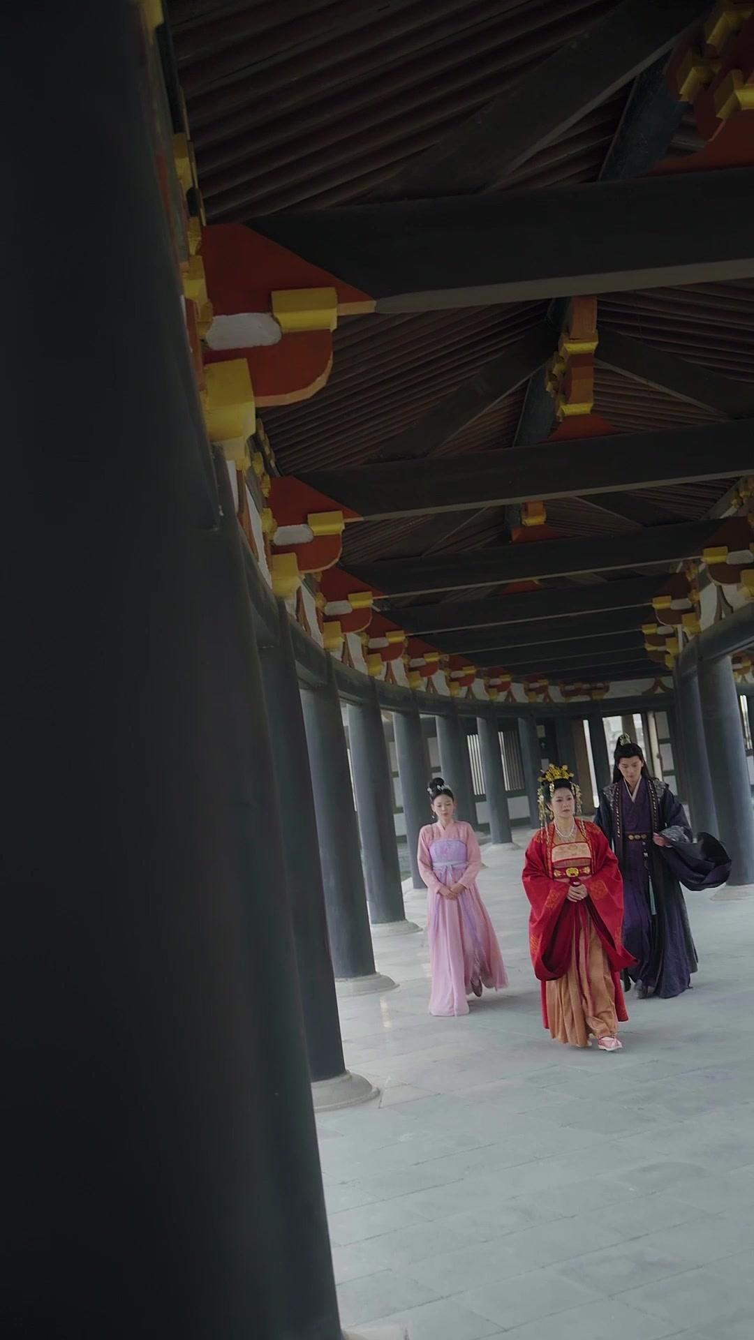 Dilenci Prensesin Tahta Yürüyüşü