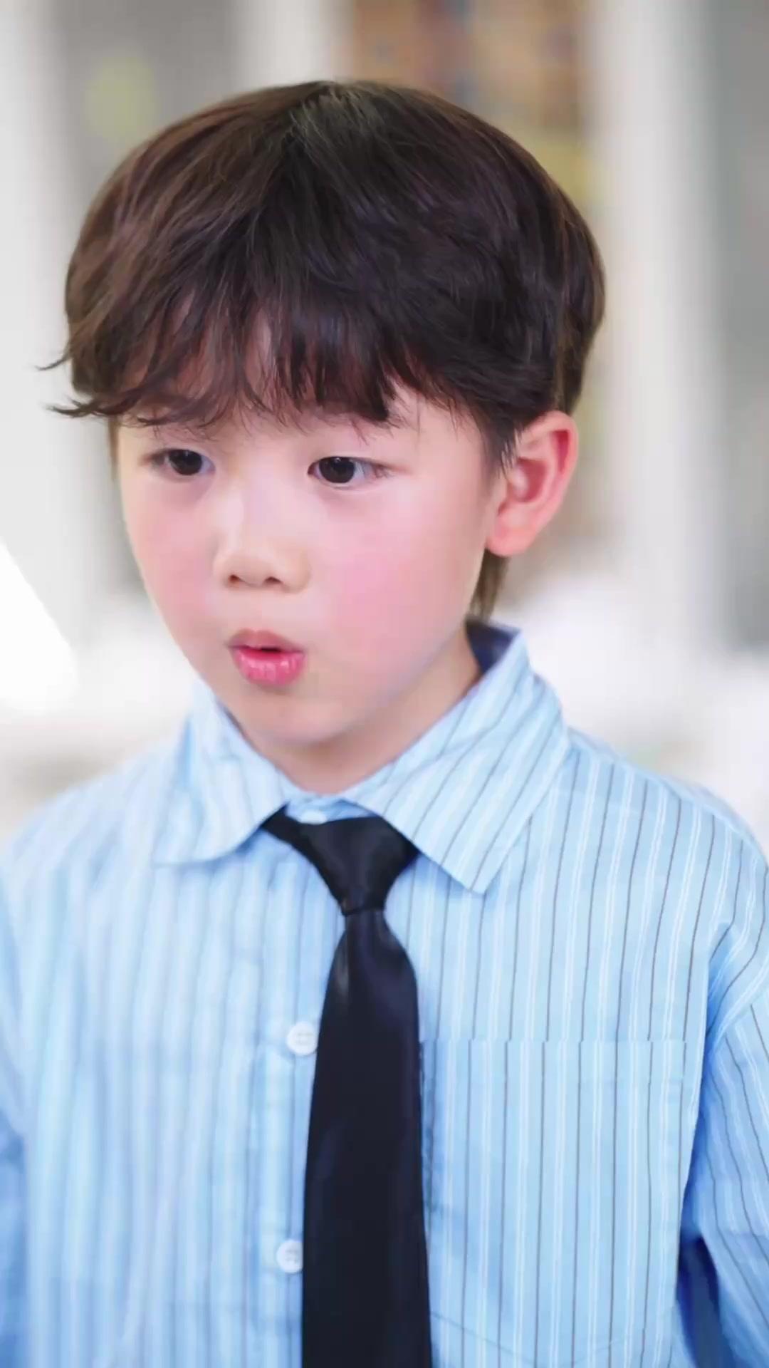 Trio saudara, mencuri hati ayahnya!