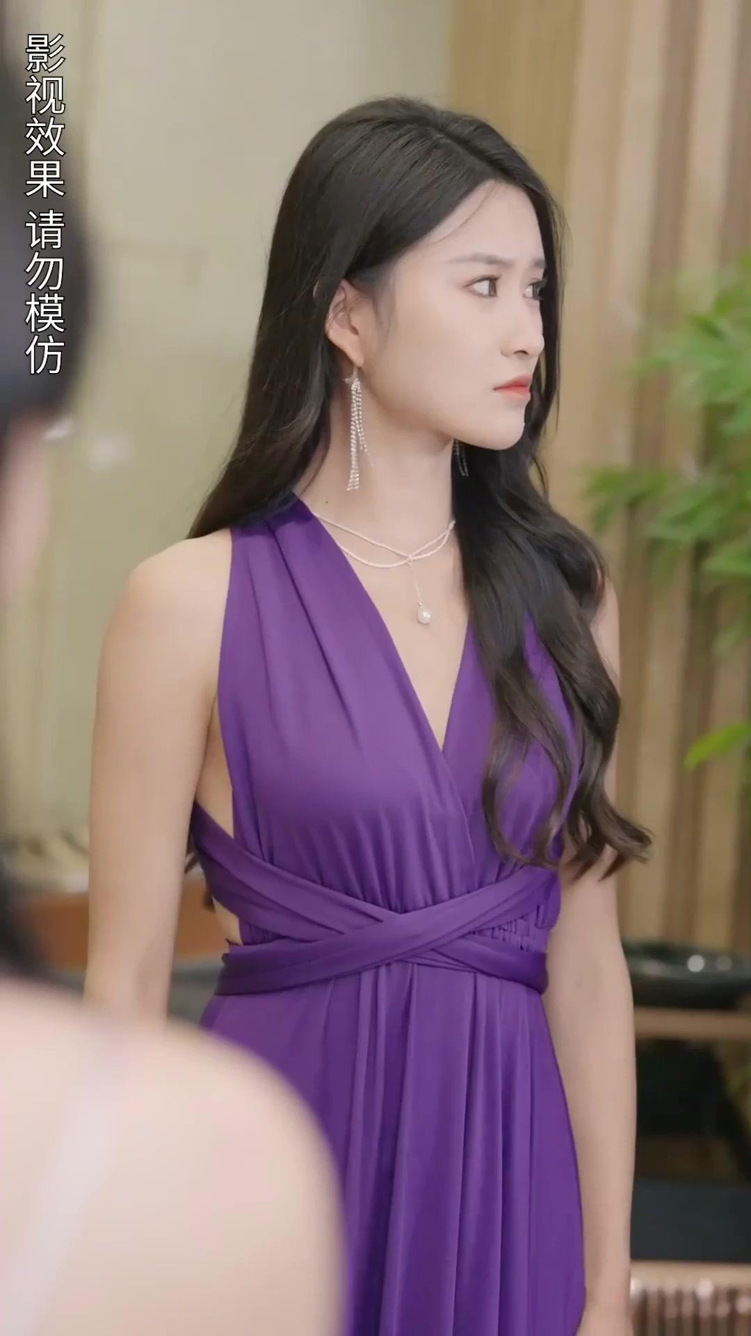 Pernikahan Palsu dengan Direktur Tercinta