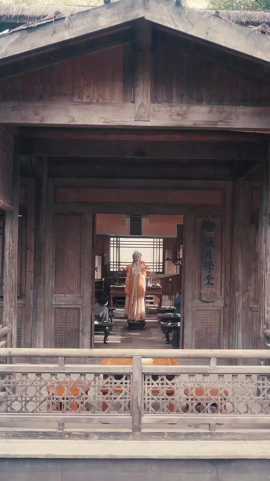 Kiêu Sĩ Vô Cương