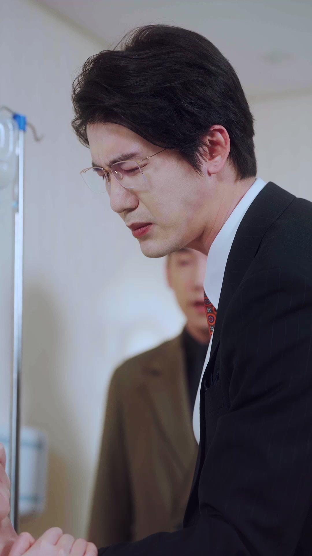 Cinta di Balik Lukisan