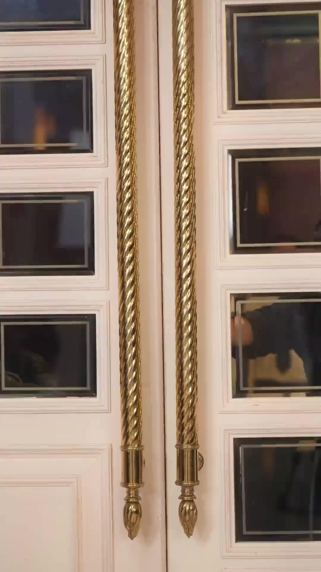 (Dubbed) My Bestie Watches as My Prince Spoils Me