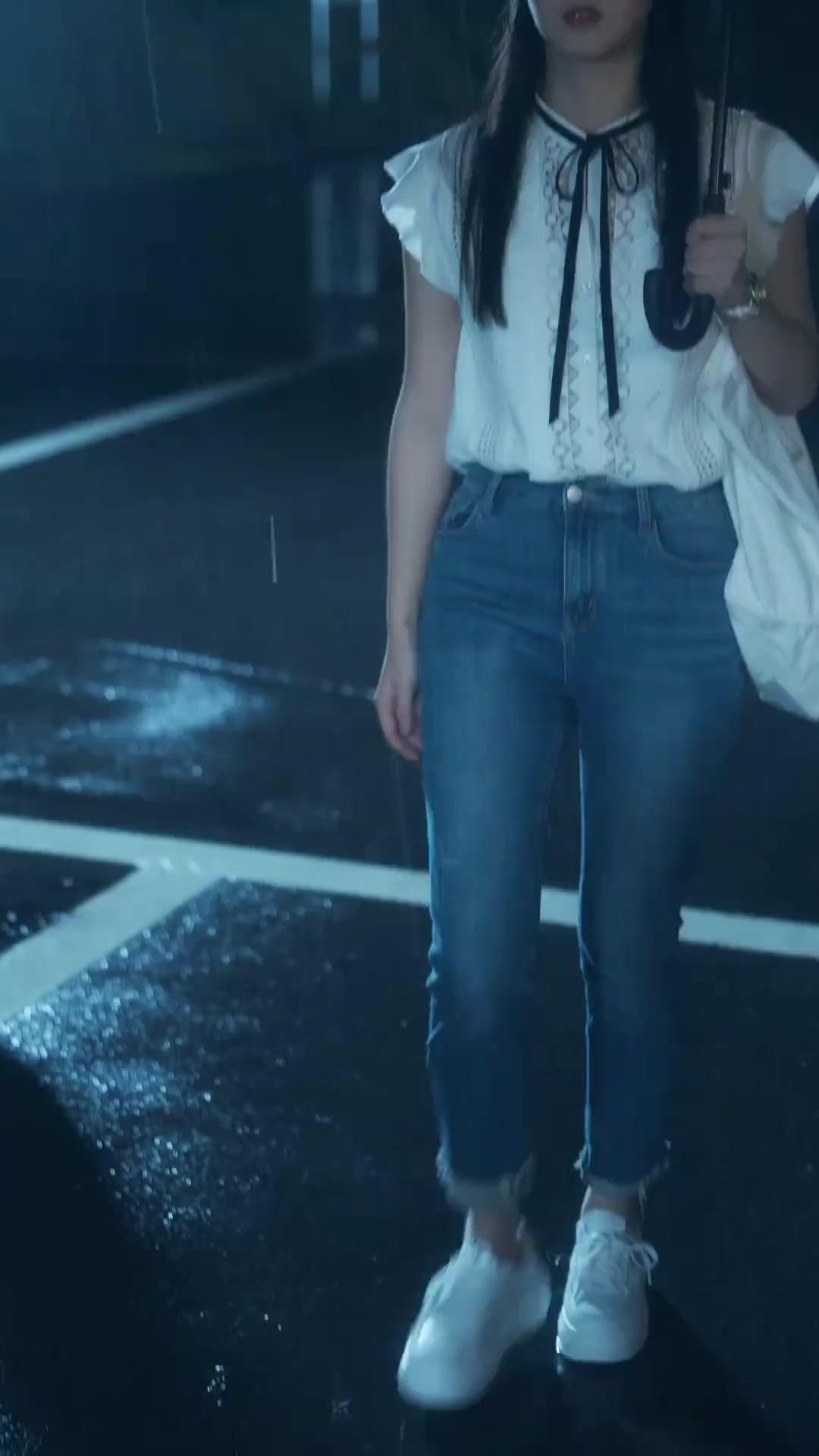 Terjatuh Dalam Dunia Cinta Anda