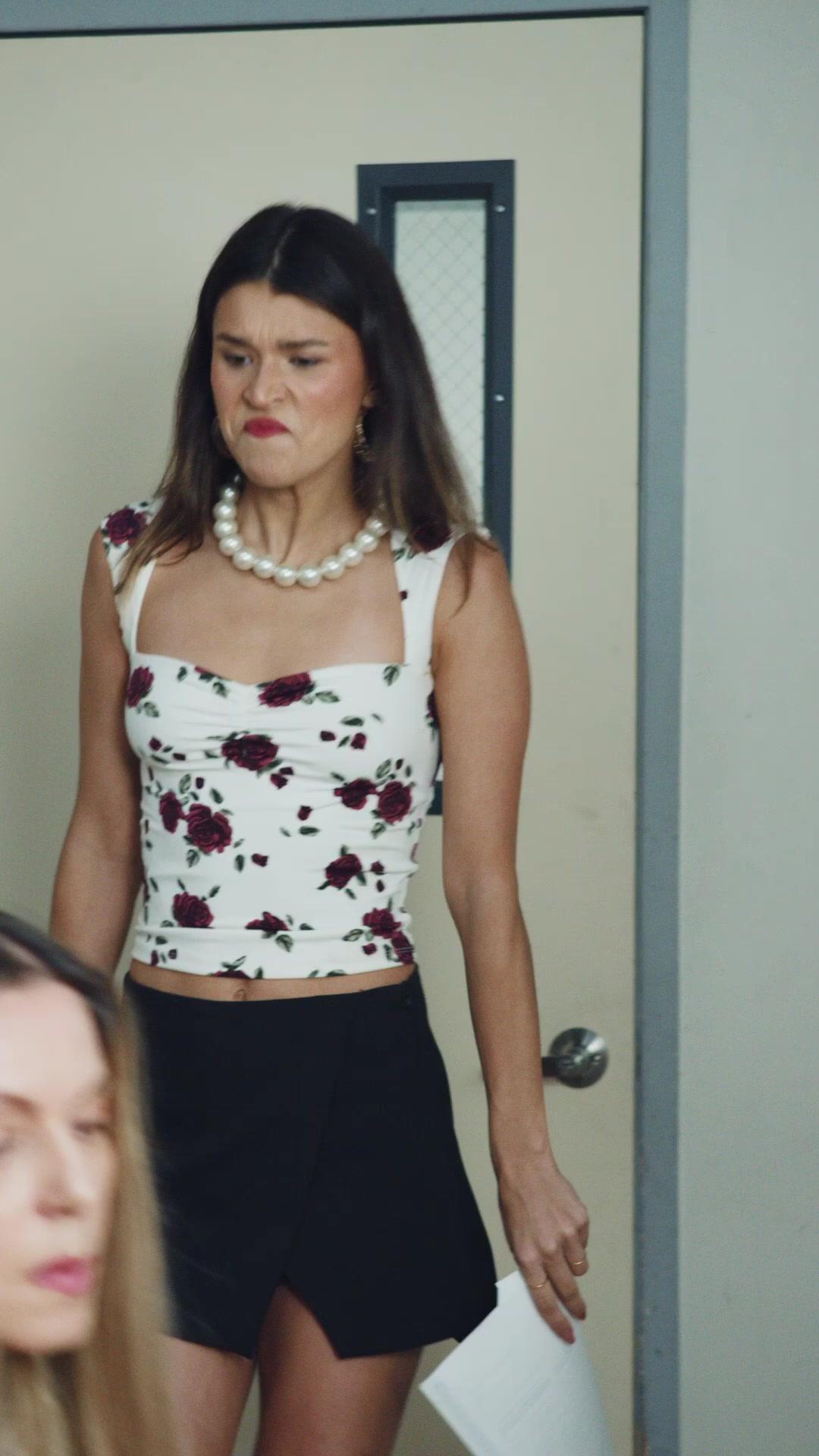 （Dublagem）Bilionário em Fuga Torna-se Minha Noiva