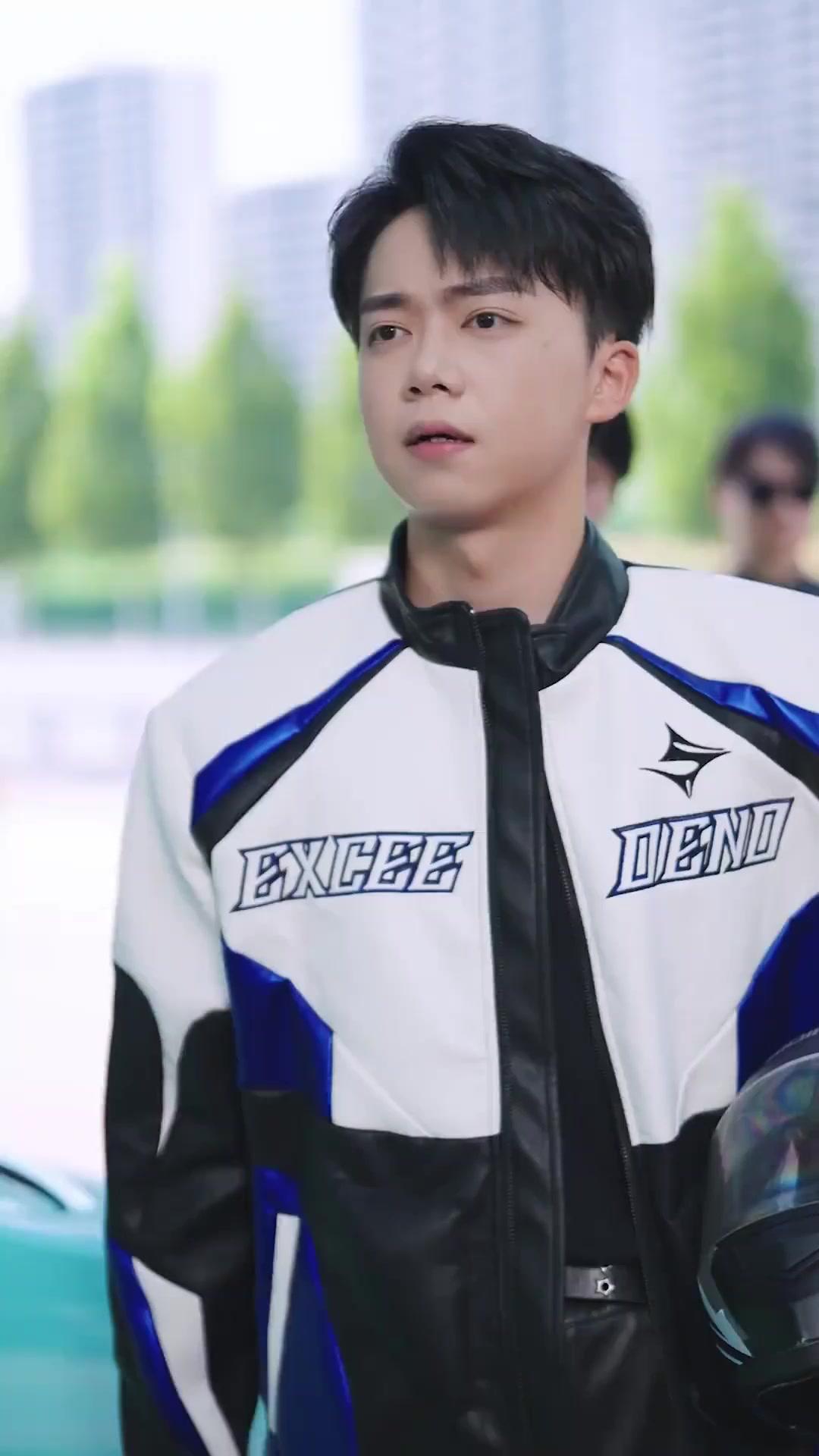 พ่อเงียบ ๆ แต่เหยียบทั้งสนาม