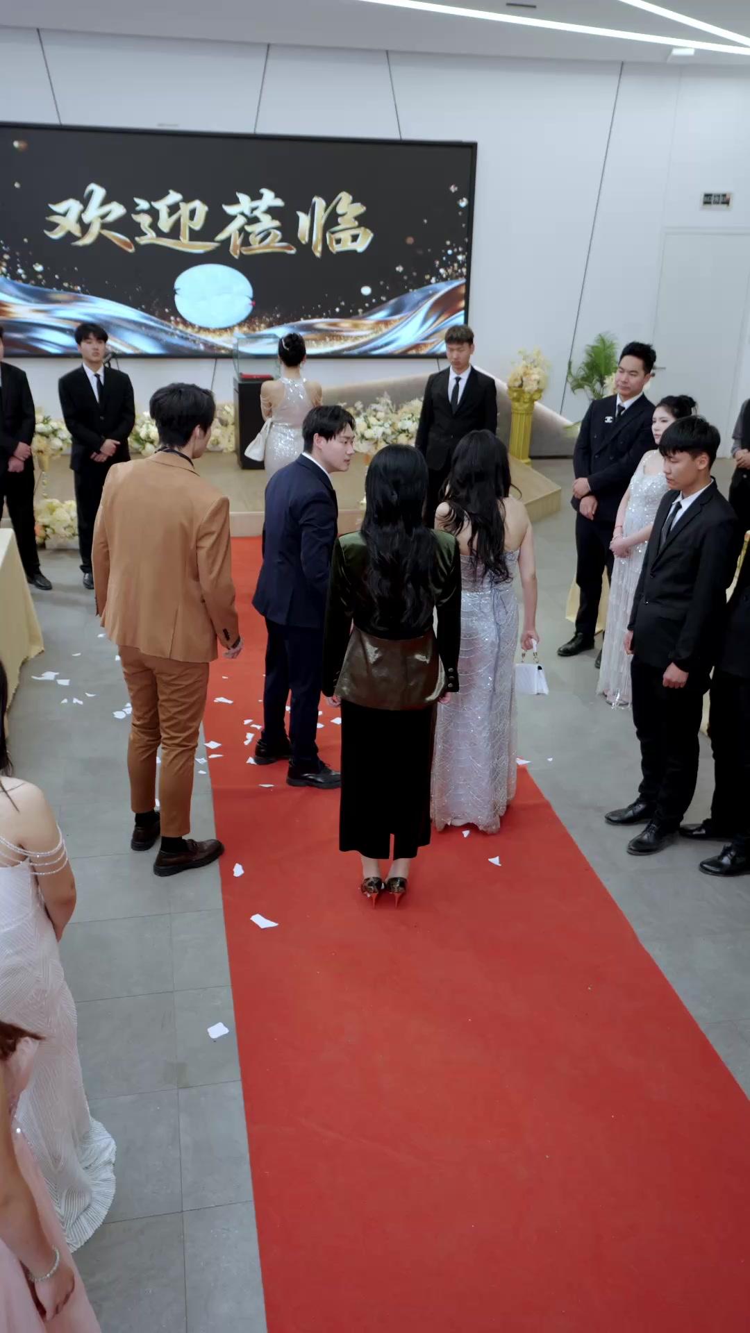 No te metas con su hija