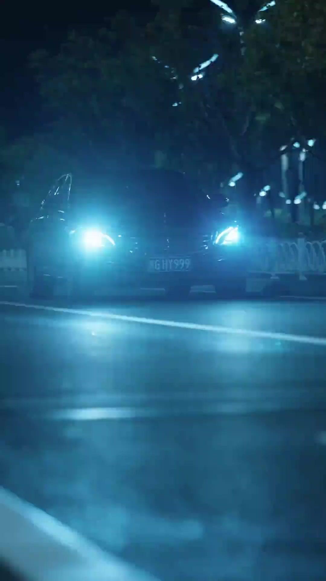 Beso inesperado, destino atado