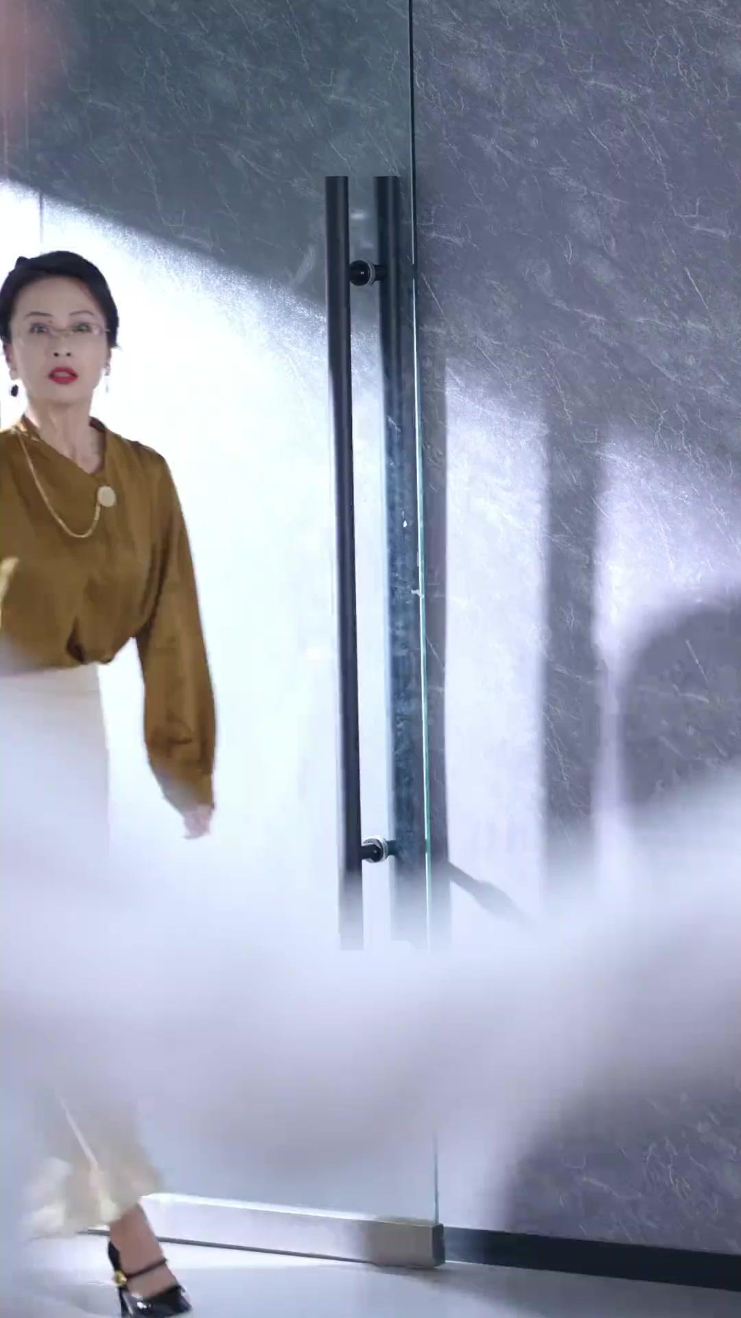 (Dubbed) Silent Chains