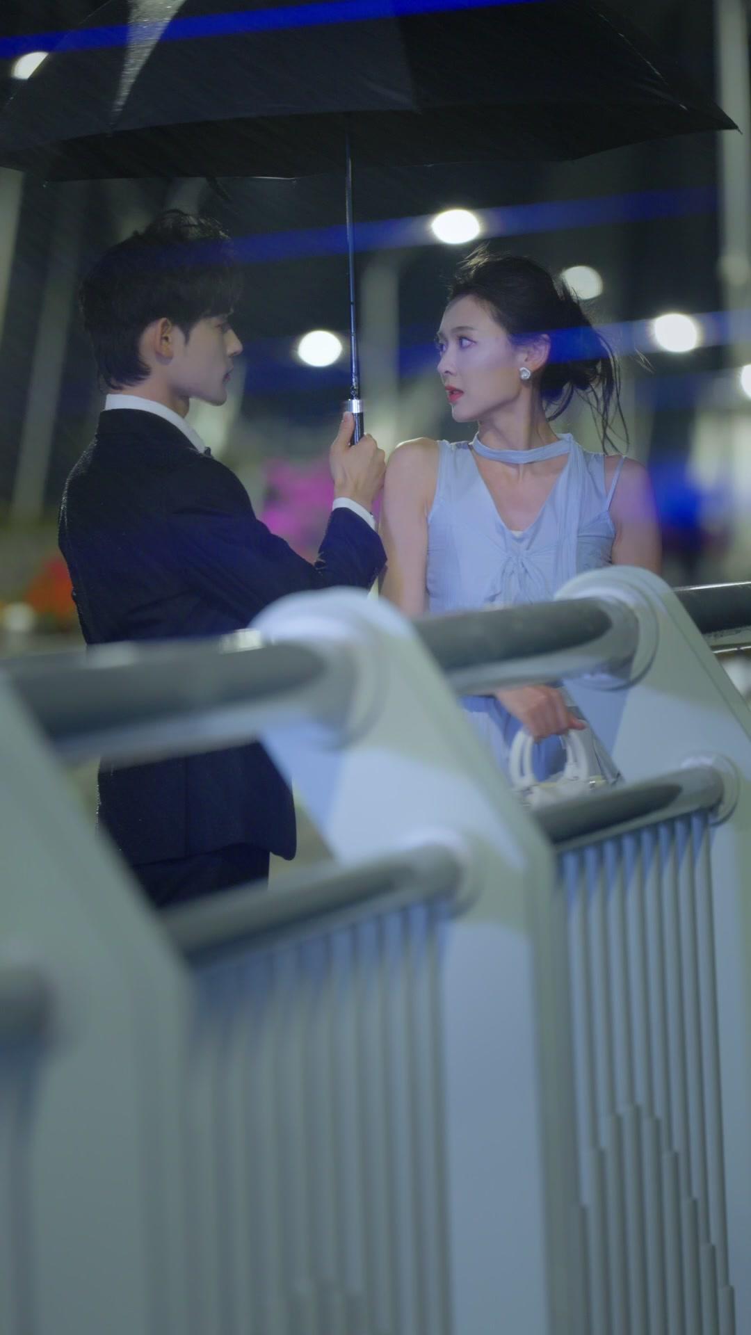 ADIEU L'IMPOSTEUR, BONJOUR MON DESTIN