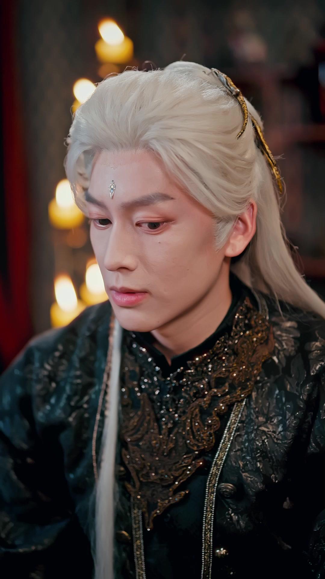 Güzel Prenses ve Kurt Kralı