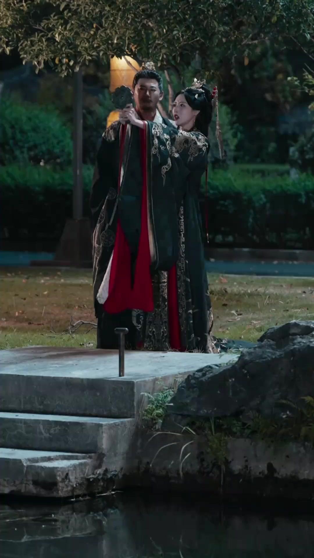 (配音) 父皇，您給兒臣找的後母是皇帝