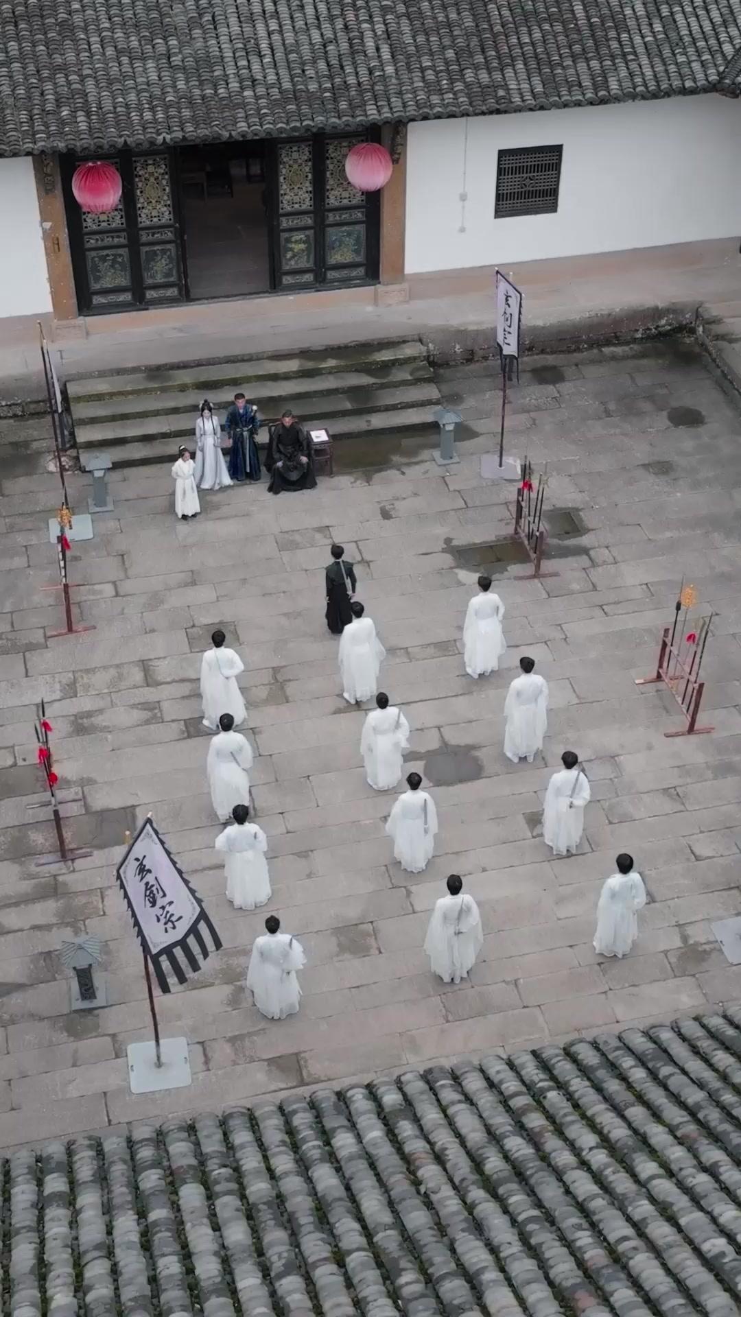 小さな宗祖 剣で物申す