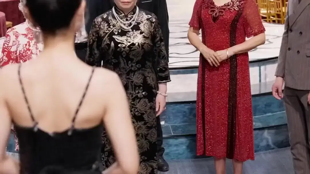 Reborn, I Captured My Ex's Uncle: When Pearls Speak Louder Than Vows