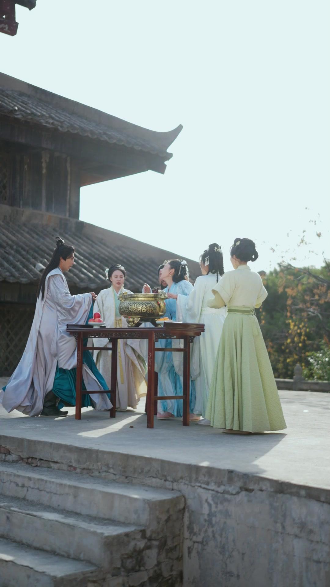 Il Trono di Sangue e Riso