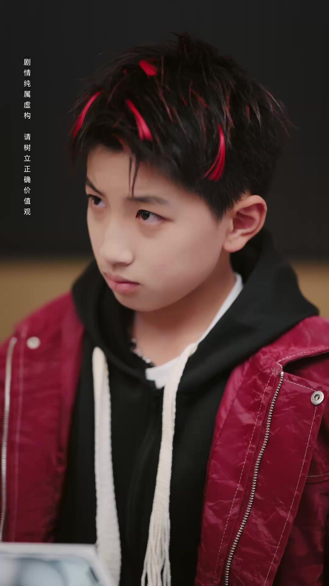 Transformé a tres diablos en genios