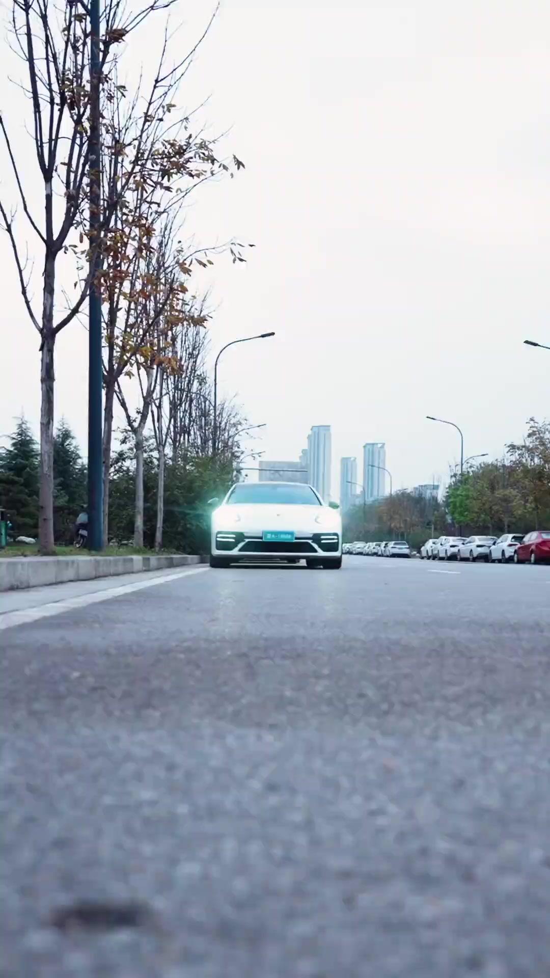 La Vera, L’Altra e L’Inganno