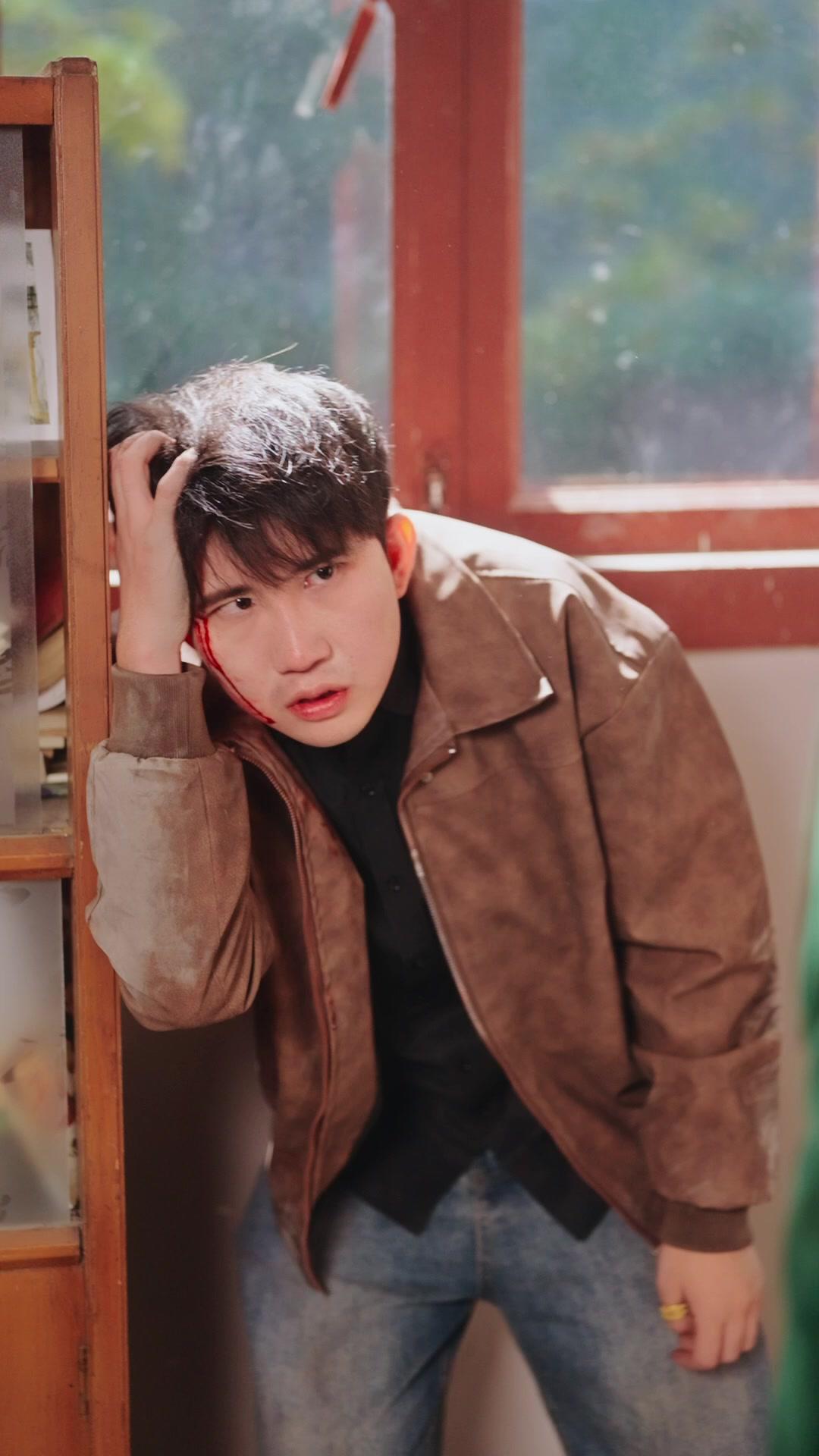 My Useless Uncle Made Me A Billionaire Heiress