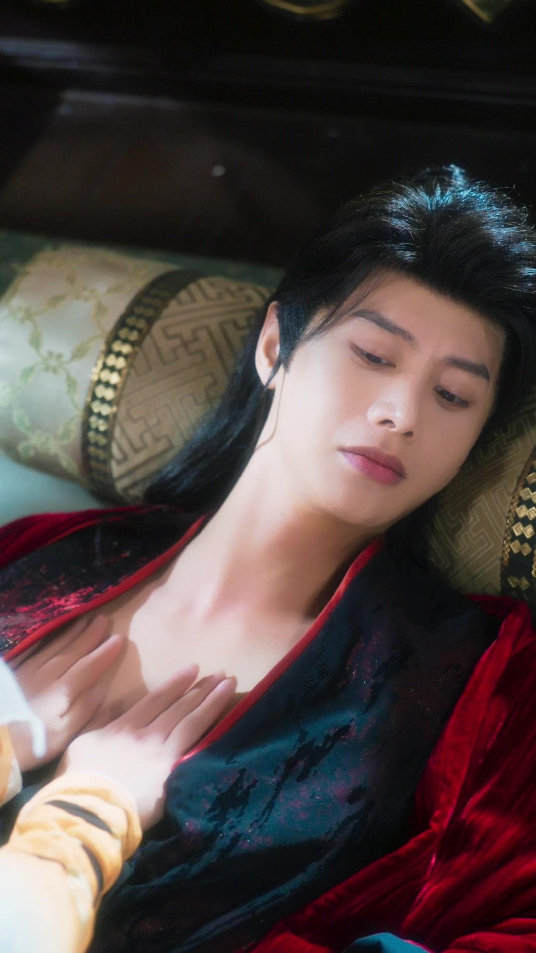 Hey, Sickly Prince, You're Mine to Fix