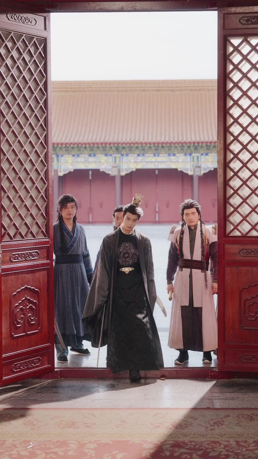 ¿Emperador? ¡Nosotras decidimos!